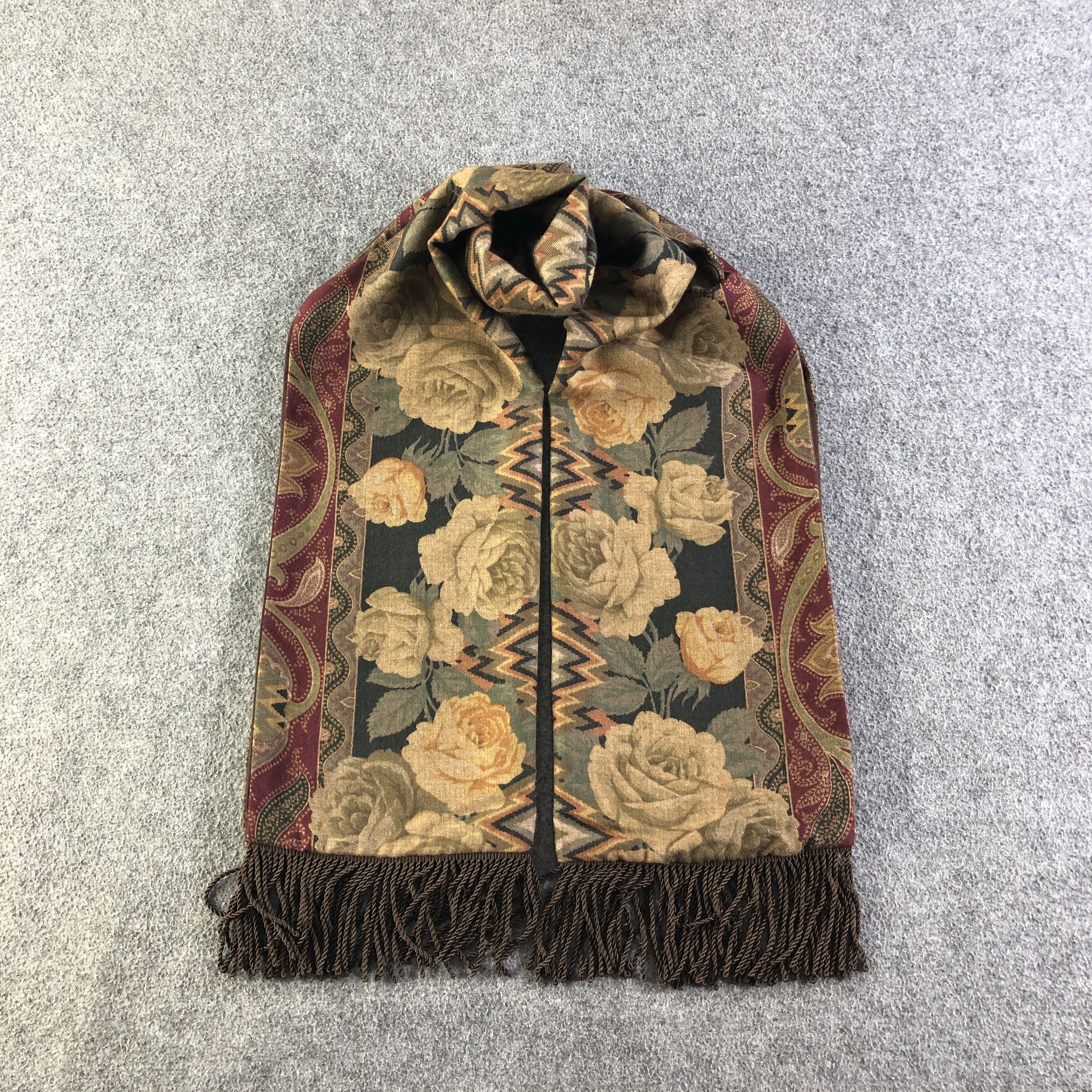 Japanese Brand Floral Wool Scarf Muffler Neckwear V2788 Size ONE SIZE - 1 Thumbnail