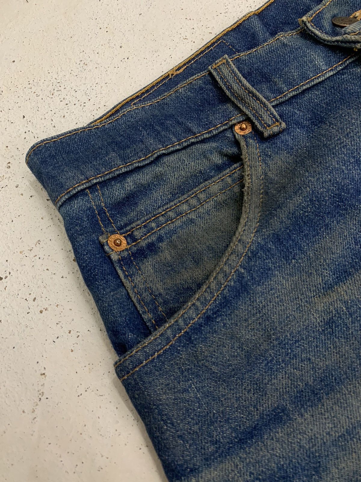 Vintage Levis 607 Orange Tab Mud Wash Distressed (AE10)