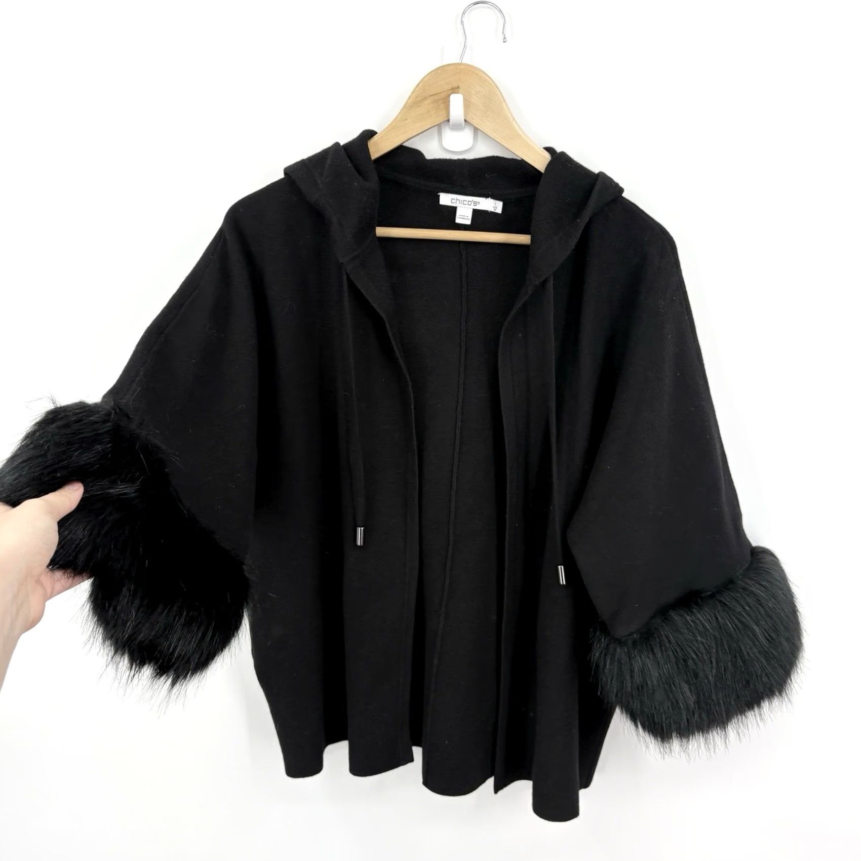 Vintage Chicos Sweater 1 Medium Faux Fur Quiet Luxury Soft Capsule Minimalist Hooded Size M / US 6-8 / IT 42-44 - 2 Thumbnail