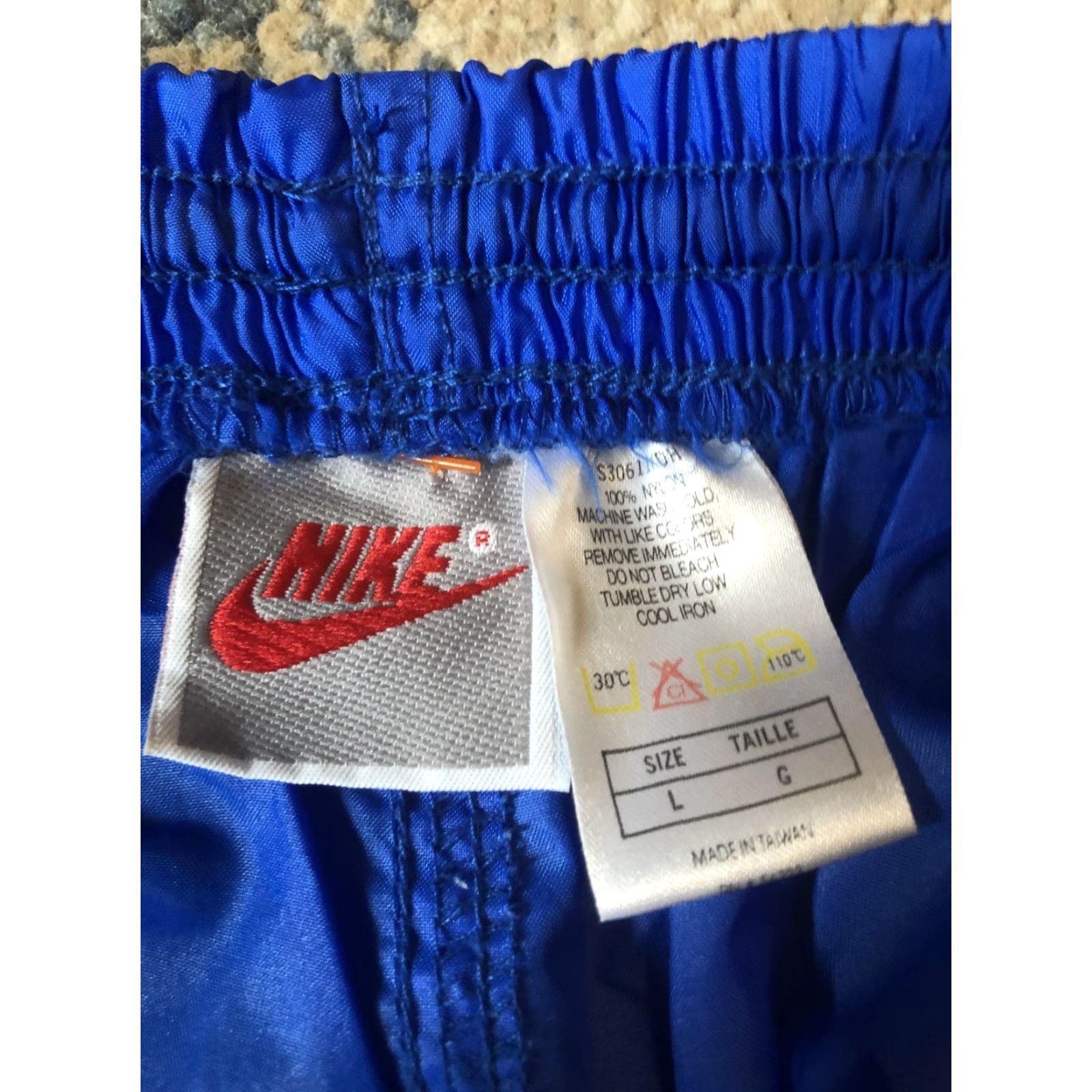 Nike VINTAGE Nike Track Pants Mens L Blue Nylon Warm Up Windbreaker Athletic 90s Size US 33 - 6 Thumbnail