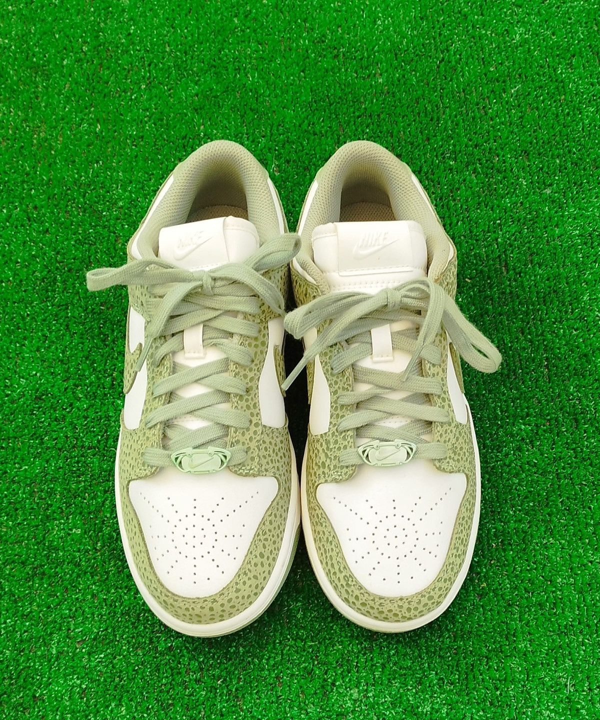 Nike Shoes Nike Dunk Low Safari Oil Green Size US 9 / IT 39 - 2 Thumbnail