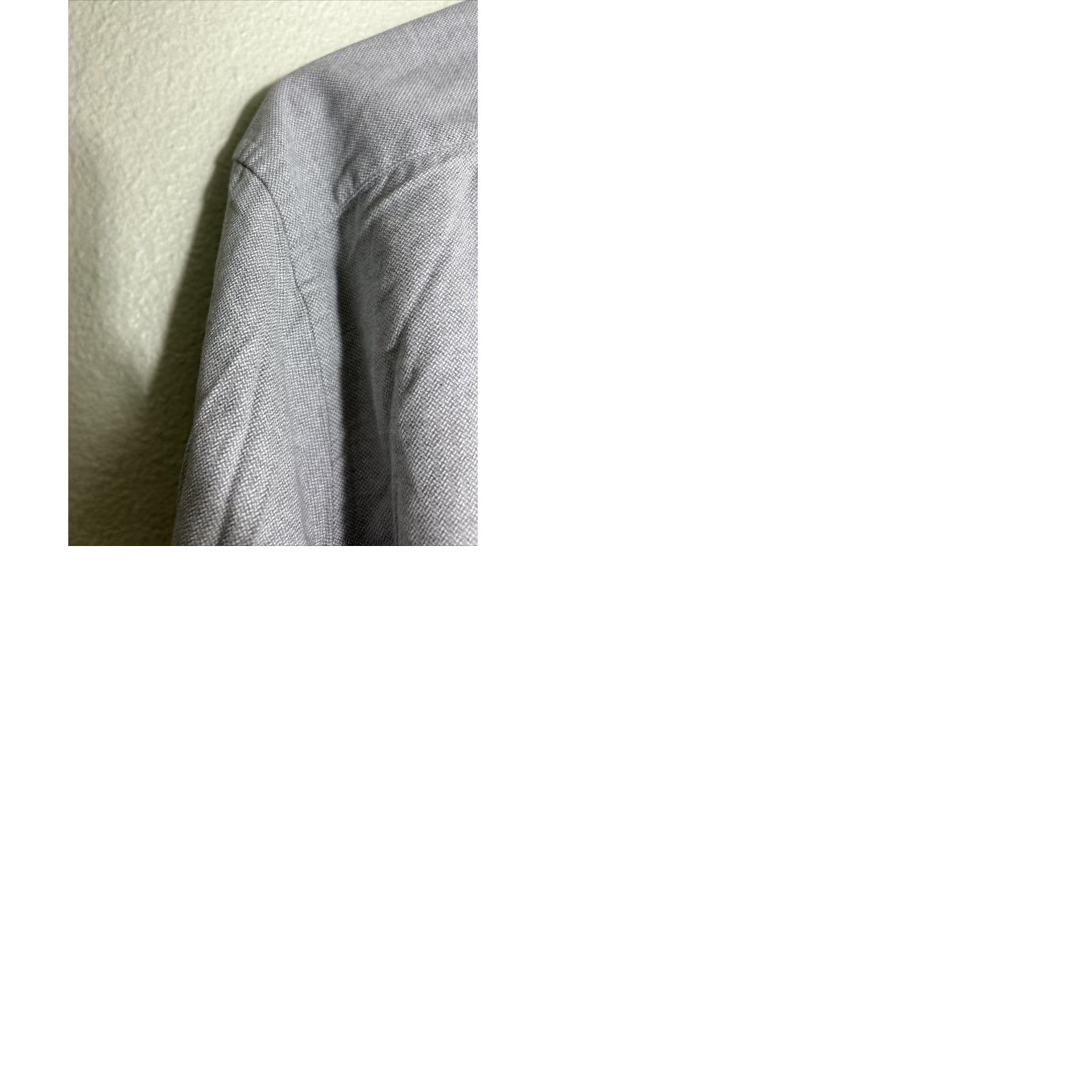 Banana Republic Banana Republic Mens XL Long Sleeve Chambray Shirt Gray Herringbone Button-Up Shirt Mens XL Chambray Shirt Size US XL / EU 56 / 4 - 10 Thumbnail