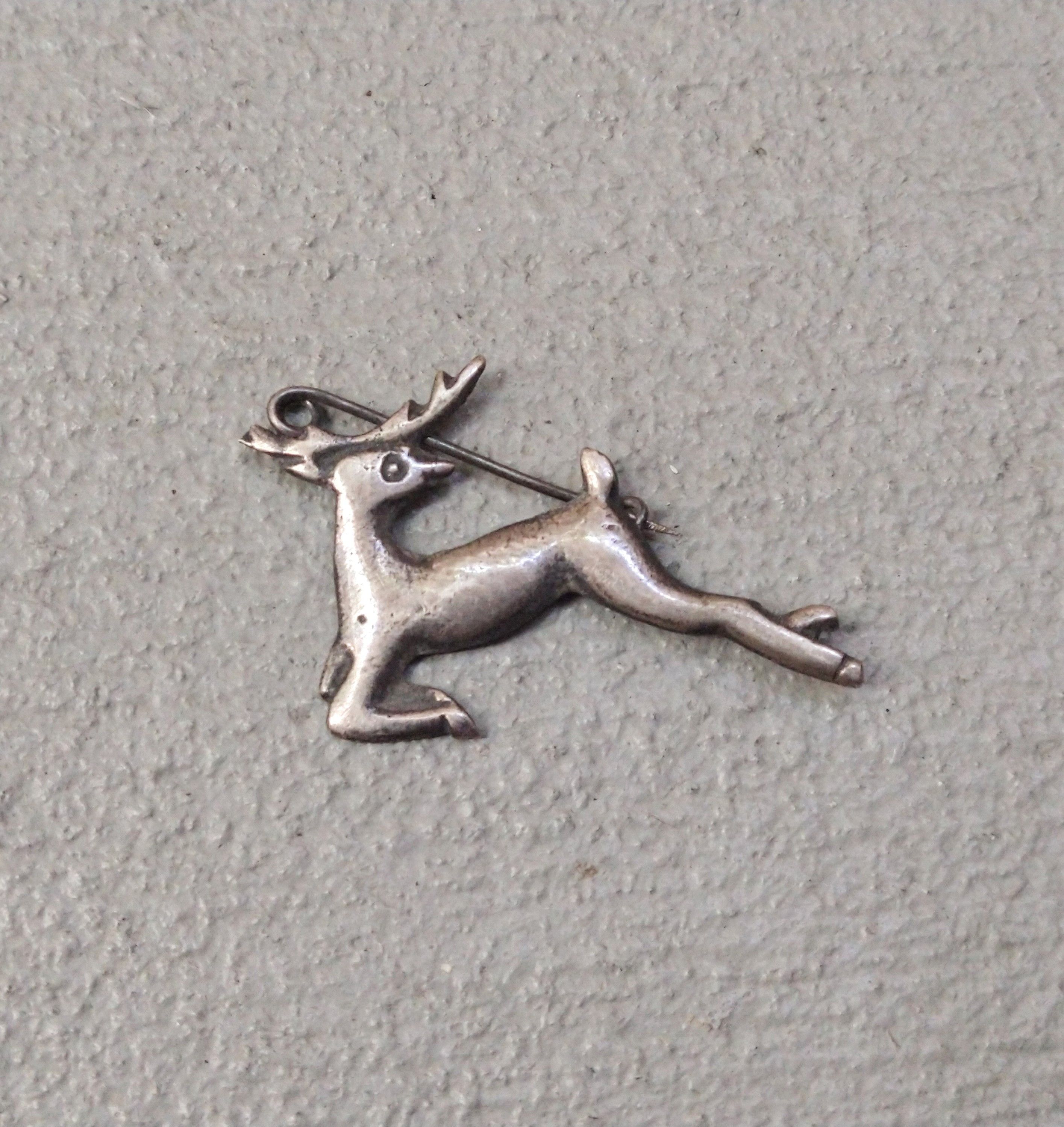 Jewelry × Vintage Vintage Sterling Silver Pin Brooch Deer Elk Reindeer Mexico Size ONE SIZE - 1 Thumbnail