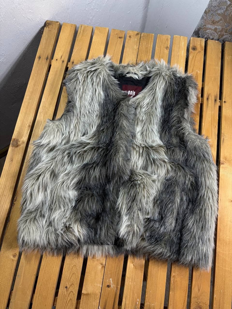 Other Vintage FUR Vest Y2K Size US M / EU 48-50 / 2 - 1 Thumbnail
