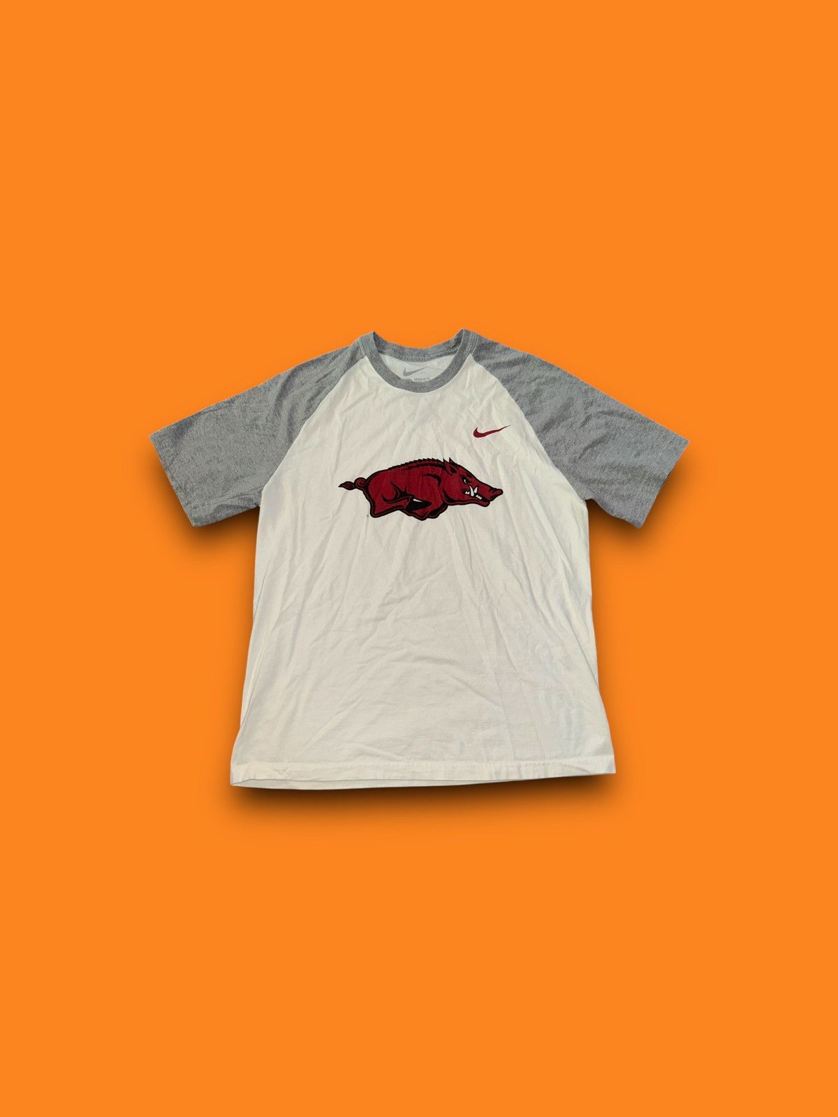 NCAA Arkansas Razorbacks NCAA Nike t-shirt white mens medium Size US M / EU 48-50 / 2 - 2 Thumbnail