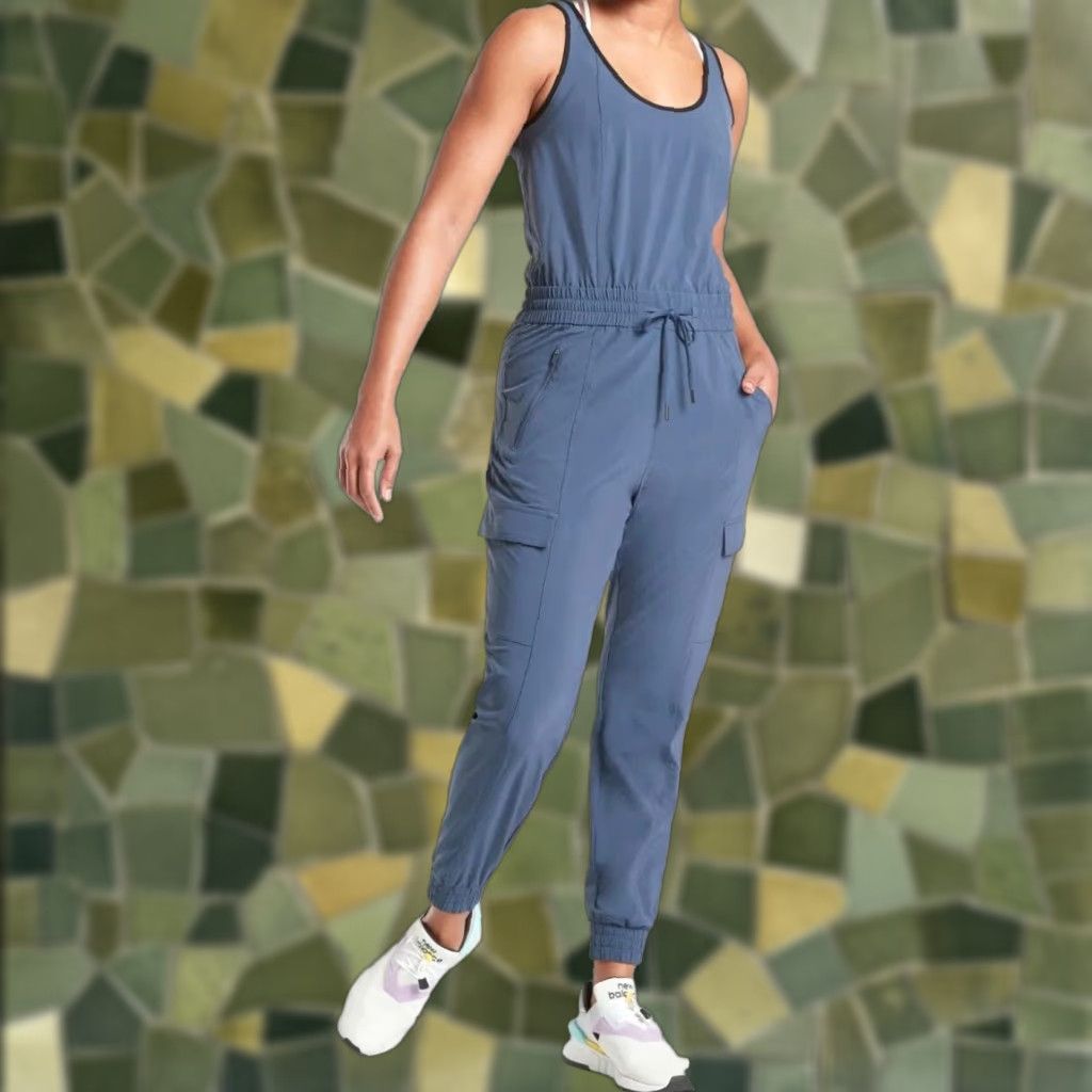 Athleta Unbound Jumpsuit Shirt Womens Small Iron Blue Navy Sleeveless Activewear One-Piece Solid 56 Inseam Fashion Sportswear