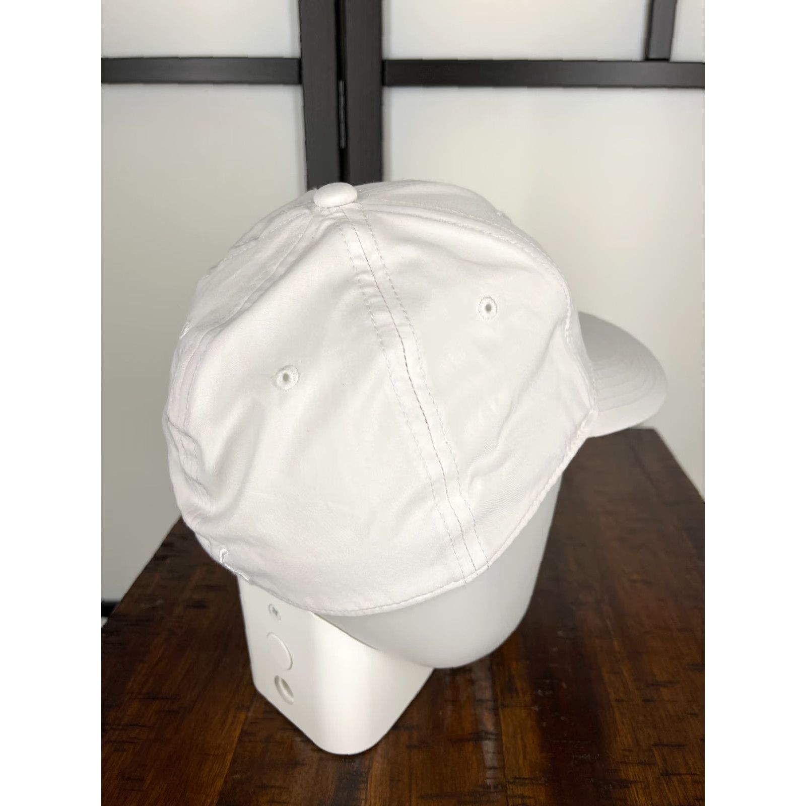 Puma PUMA Hat Cap Fitted Adult Medium White Embroidered Polyester Spandex Blend Golf Hat/Cap Modern Logo Size ONE SIZE - 7 Thumbnail