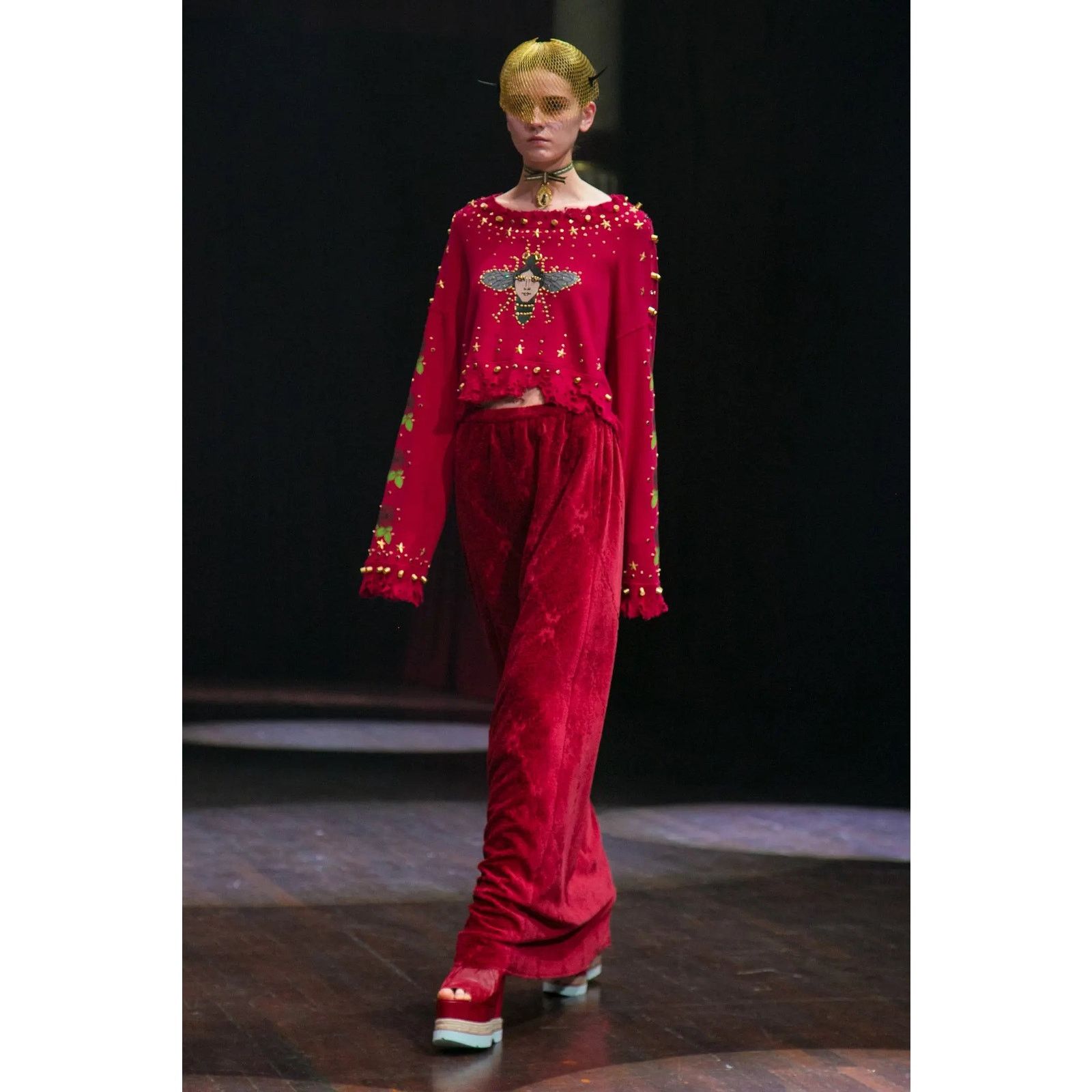 Undercover FW17 Undercover Utopie Queen Bee Rose Crop Sweatshirt JP 1 Size S / US 4 / IT 40 - 7 Thumbnail