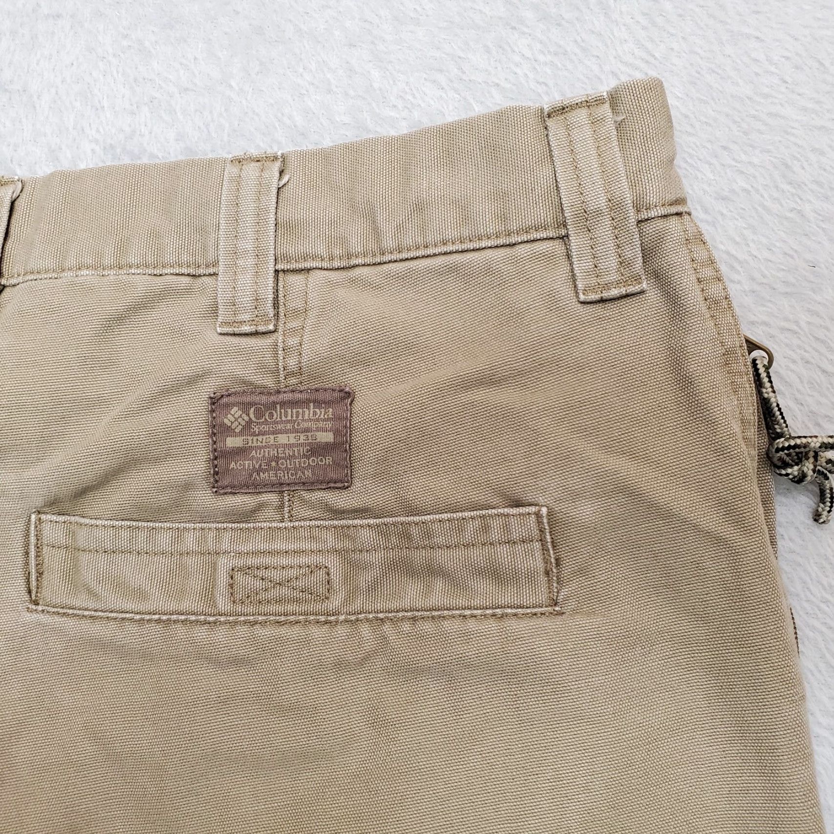 Vintage VINTAGE Columbia Pants Mens 36x32 Khaki Canvas Relaxed Fit Hike Camping Outdoors Casual Size US 36 / EU 52 - 7 Thumbnail