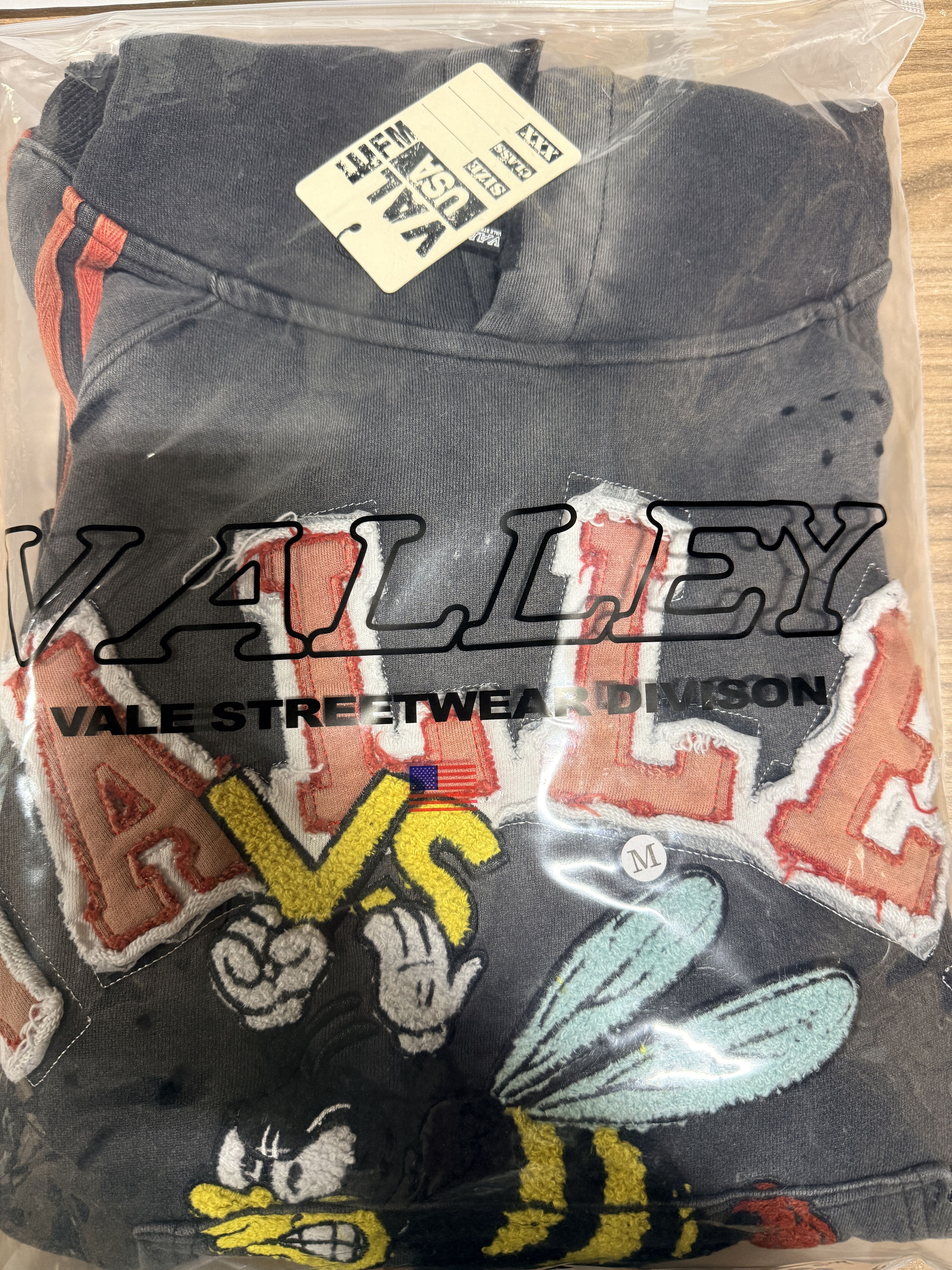 Other Vale Forever Anthem Pullover 'Black' Size M Size US M / EU 48-50 / 2 - 3 Thumbnail