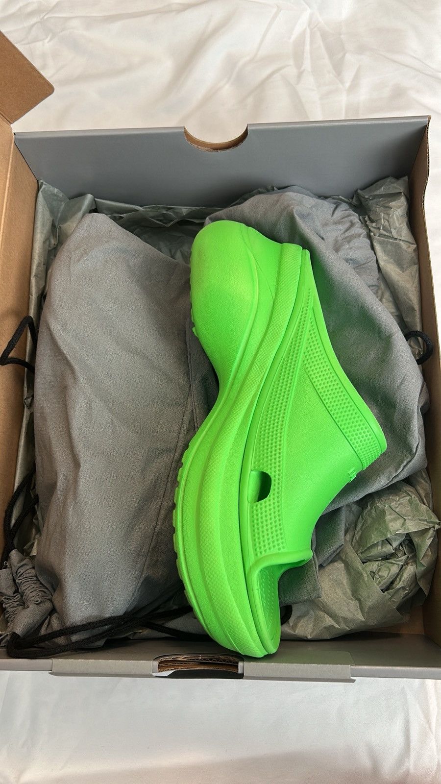 Balenciaga × Crocs Green crocs Size US 6.5 / EU 39-40 - 2 Thumbnail