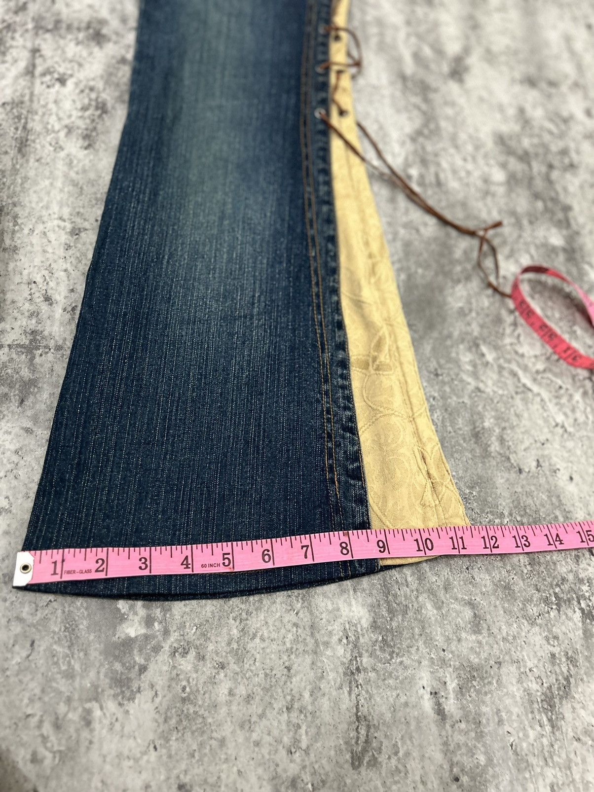 If Six Was Nine × Le Grande Bleu (L.G.B.) × Tornado Mart Xoxo Love Girls Side Straps Flare Cropped Jeans Size 27" / US 4 / IT 40 - 18 Thumbnail