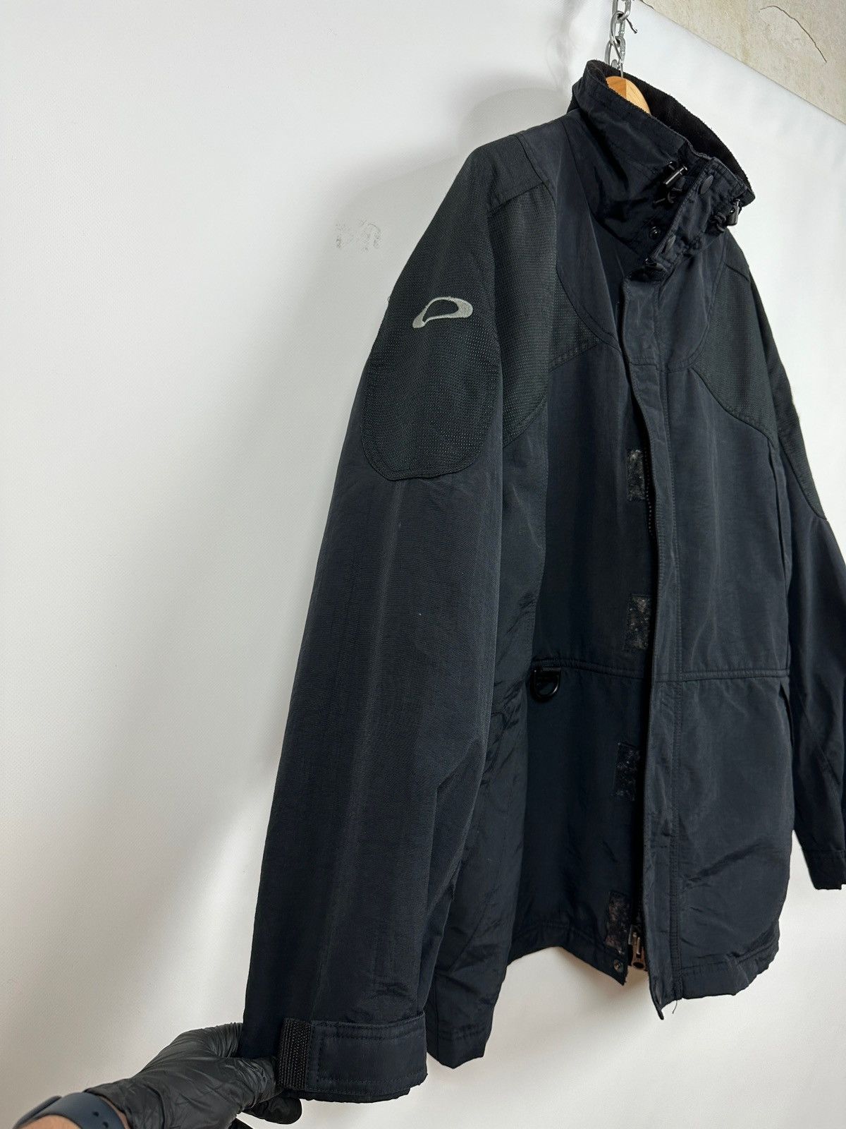 Oakley Vintage Oakley Software Double Logo Gorpcore Style Jacket Size US XL / EU 56 / 4 - 8 Thumbnail