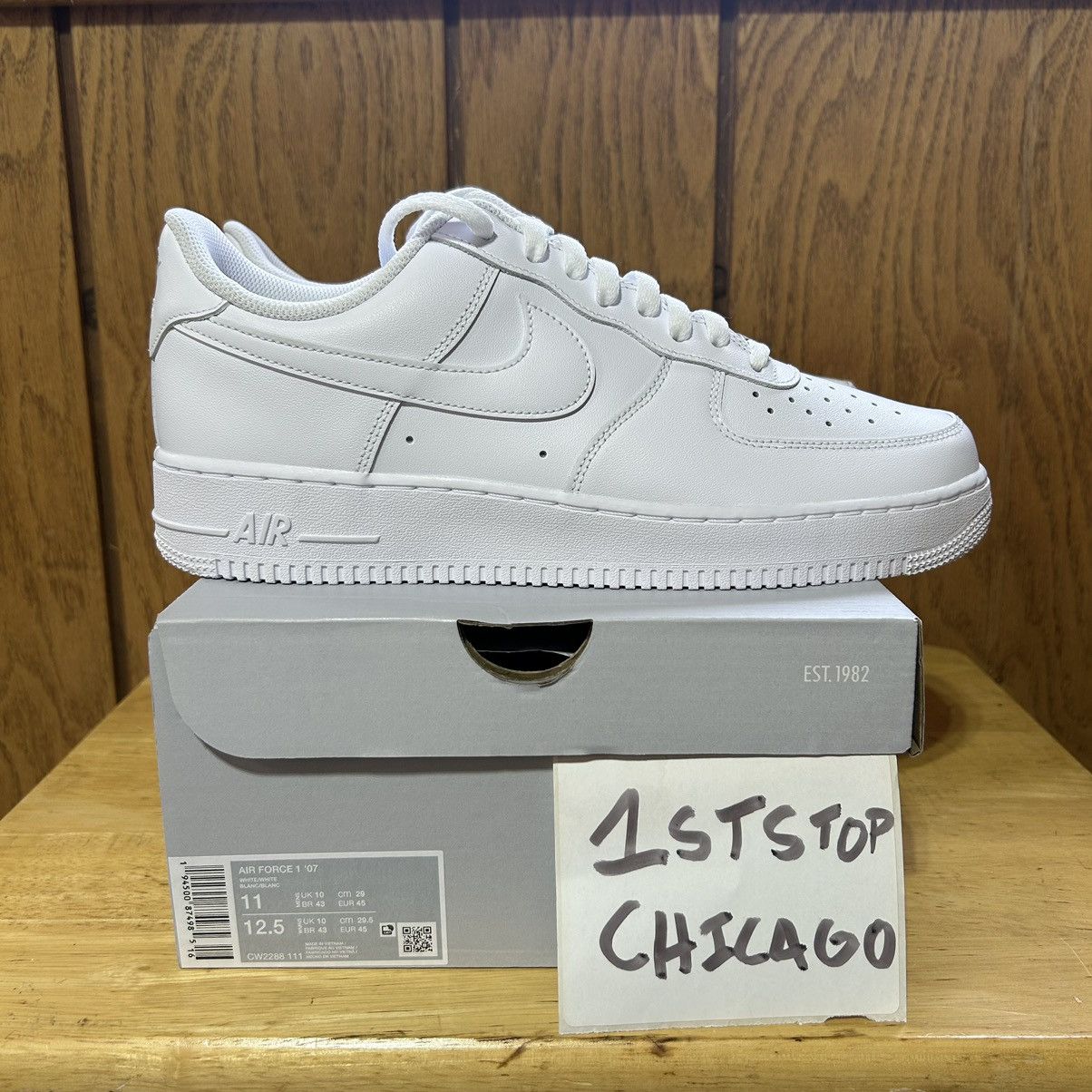 Nike Air Force Low White Sneakers Men's 11 CW2288-111 NEW