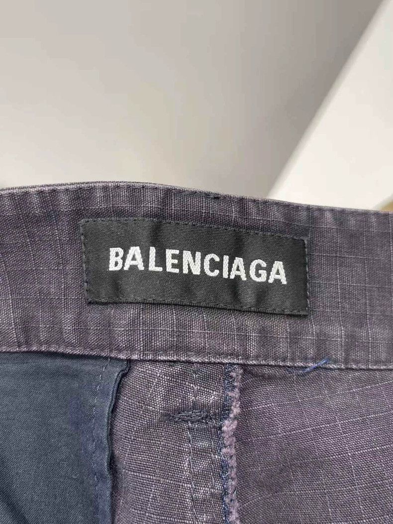 Balenciaga size US 46Multi-pocket detachable overalls pants