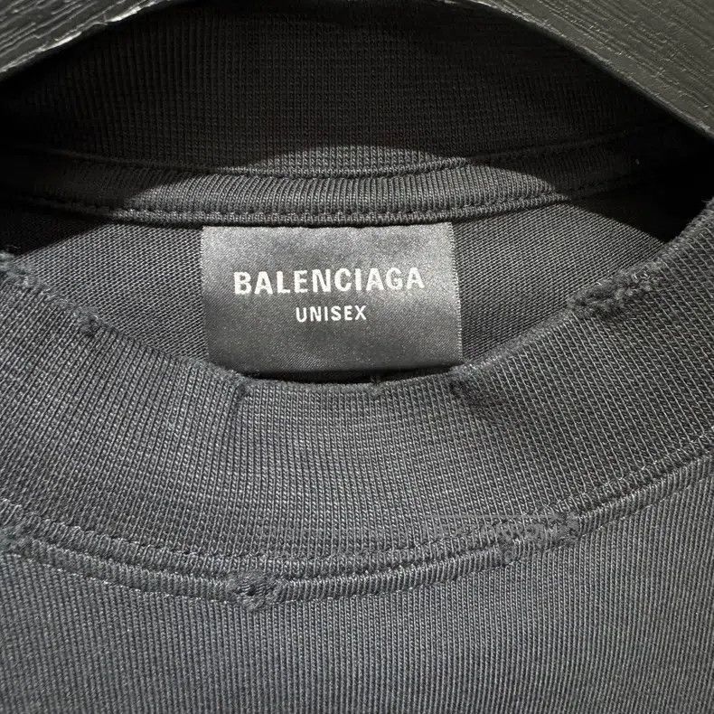 Balenciaga Balenciaga Letter Logo Printed Crown Short Sleeve T-Shirt Size US XS / EU 42 / 0 - 4 Thumbnail