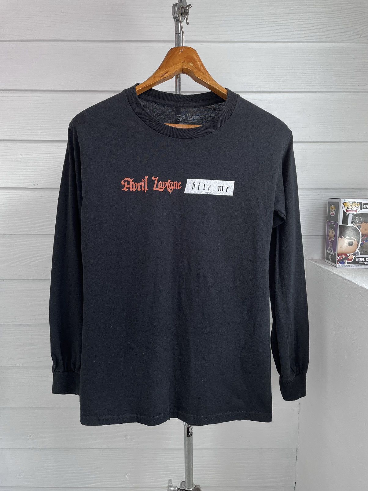 Band Tees × Vintage AVRIL LAVIGNE BITE ME CANADA TOUR 2022 LONG SLEEVE T-SHIRT Size US S / EU 44-46 / 1 - 2 Thumbnail