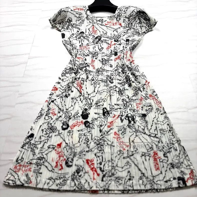 Issey Miyake Issey Miyake White Dress Size M / US 6-8 / IT 42-44 - 2 Thumbnail