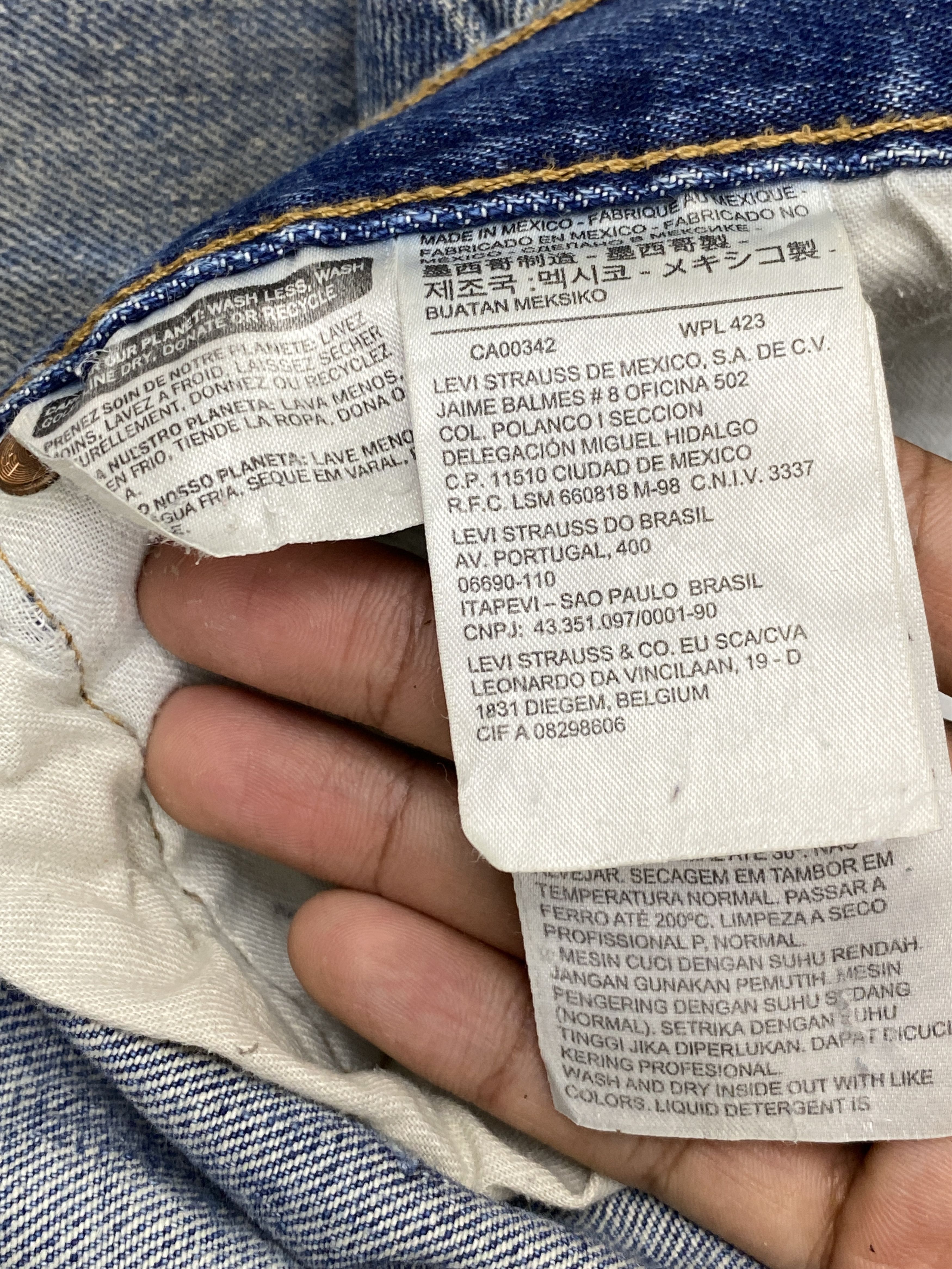 Levi's × Vintage Vintage Levi's 501 Distressed Jeans Size US 36 / EU 52 - 7 Thumbnail