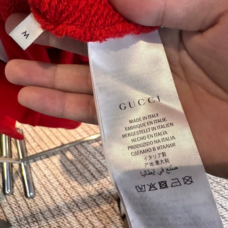 Gucci Gucci Red beautiful girl flower fairy round-neck sweatshirt Size US M / EU 48-50 / 2 - 5 Thumbnail