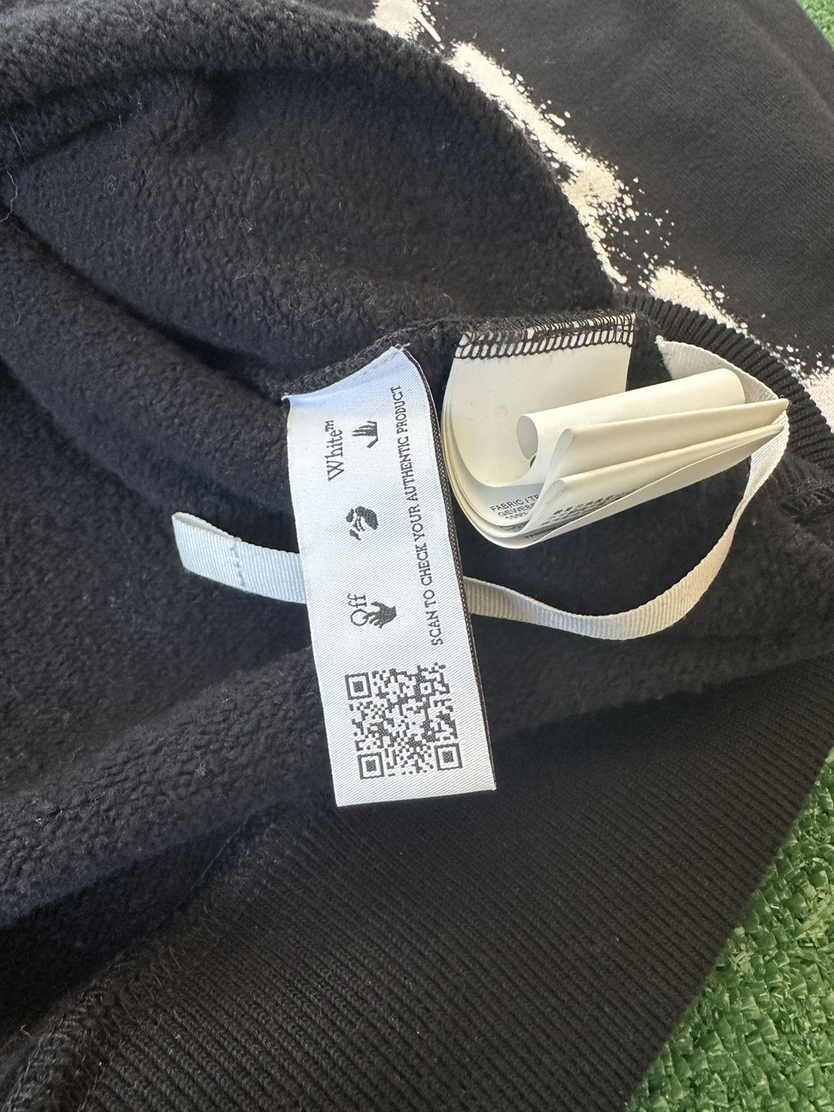 Other Off White SS22 Black Logo Arrows Hoodie Size Medium Used Size US M / EU 48-50 / 2 - 6 Thumbnail