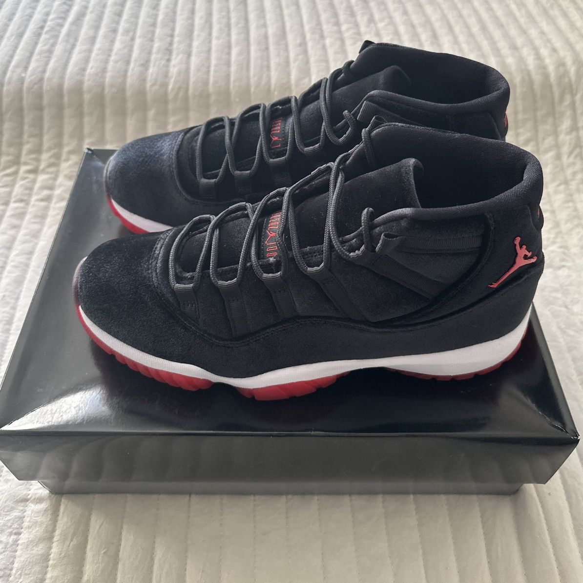 Jordan Brand Jordan 11 Retro 'Bred Velvet' 12W/10.5M Size US 10.5 / EU 43-44 - 6 Thumbnail