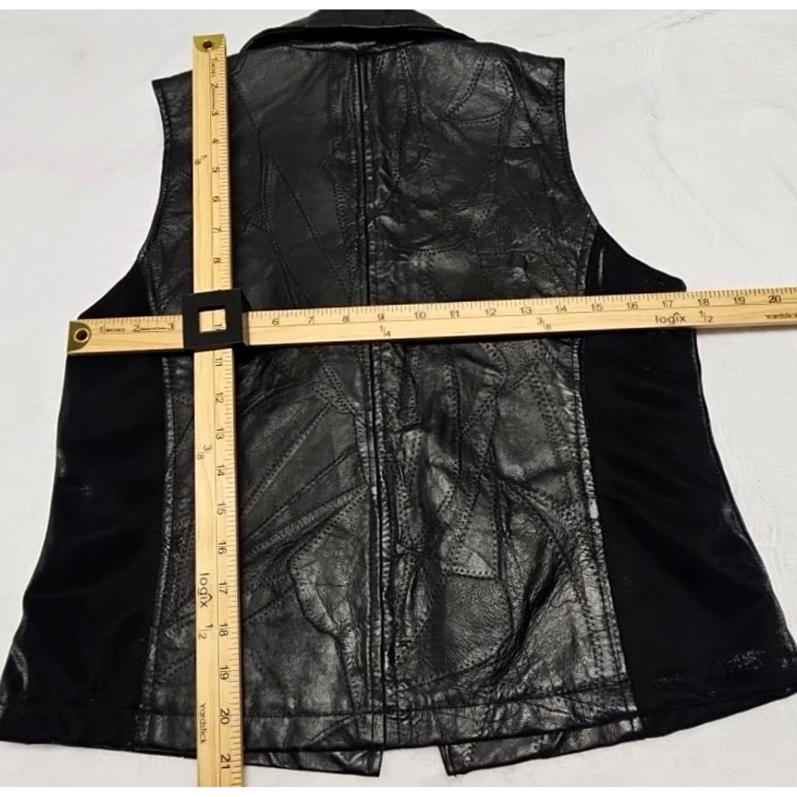 Vintage Y2K Leather & Soul Genuine Black Leather Vest Women’s M Zip Front Biker Moto Vest Maid? Size M / US 6-8 / IT 42-44 - 8 Thumbnail