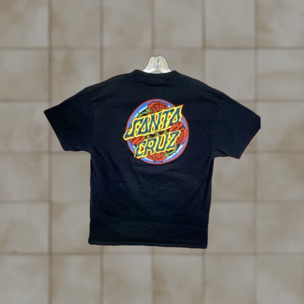 Vintage VINTAGE Santa Cruz Skateboard T-Shirt Men Large Black Roses Graphic 80s 90s California Retro Size US L / EU 52-54 / 3 - 1 Thumbnail