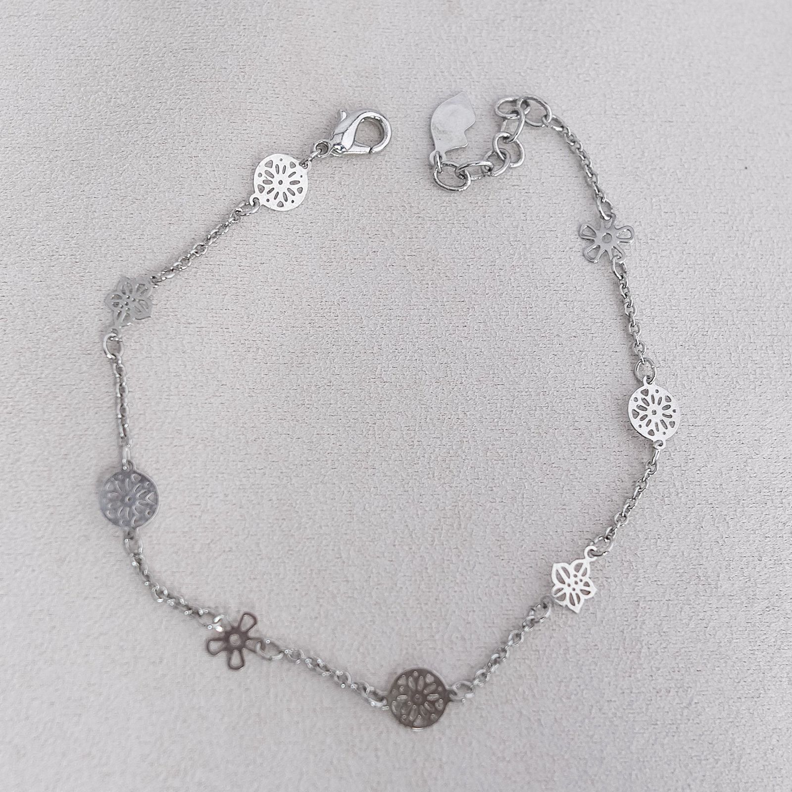 The Unbranded Brand Bisou Bisou Silver Tone Delicate Dainty Bracelet Anklet Size ONE SIZE - 3 Thumbnail