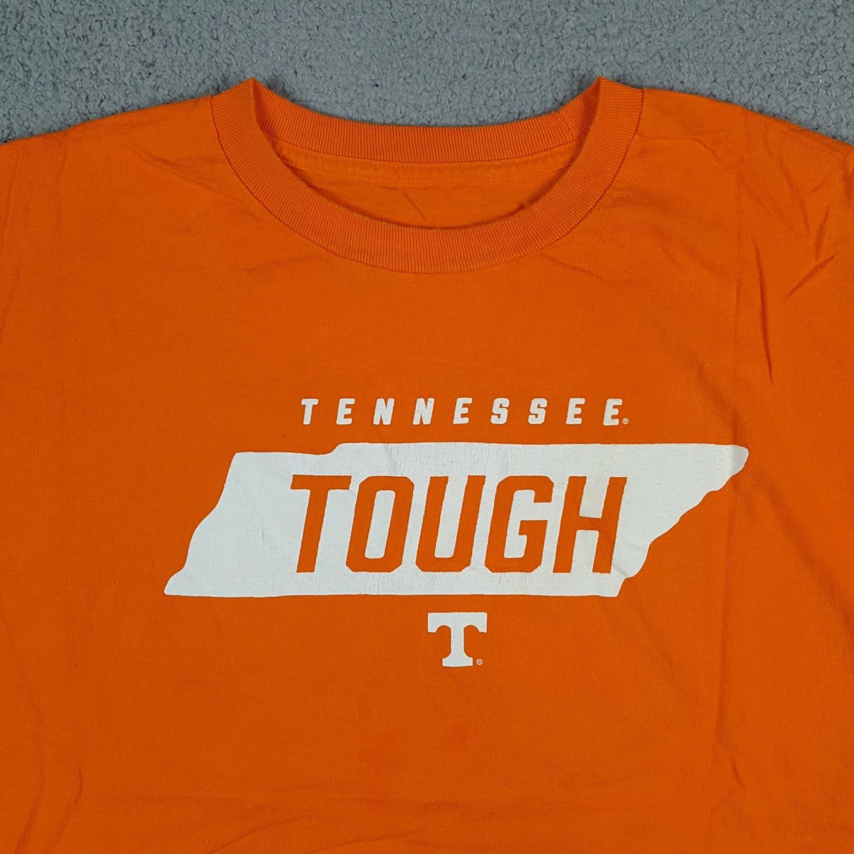 NCAA VINTAGE Tennessee Tough Vols Shirt Mens Size Small Orange Football NCAA College School 90s Vintage Y2K Mens Size US S / EU 44-46 / 1 - 2 Thumbnail
