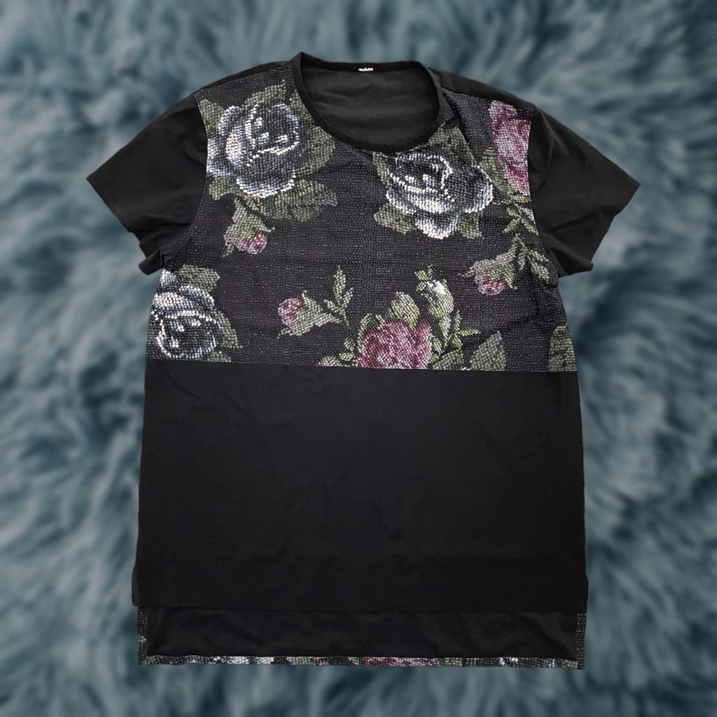 Lululemon Lululemon Shirt Women 6 Black Floral Yoga Activewear Short Sleeve Crew Neck Ladies Womens Size M / US 6-8 / IT 42-44 - 1 Thumbnail