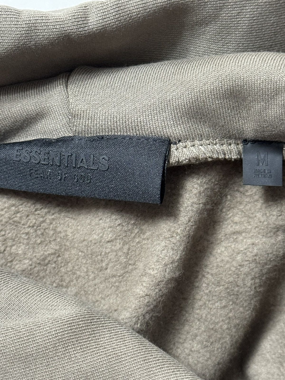 Fear of God Fear of God Essentials Heavy Fleece Hoodie Military SZ M 🔥 Size US M / EU 48-50 / 2 - 11 Thumbnail