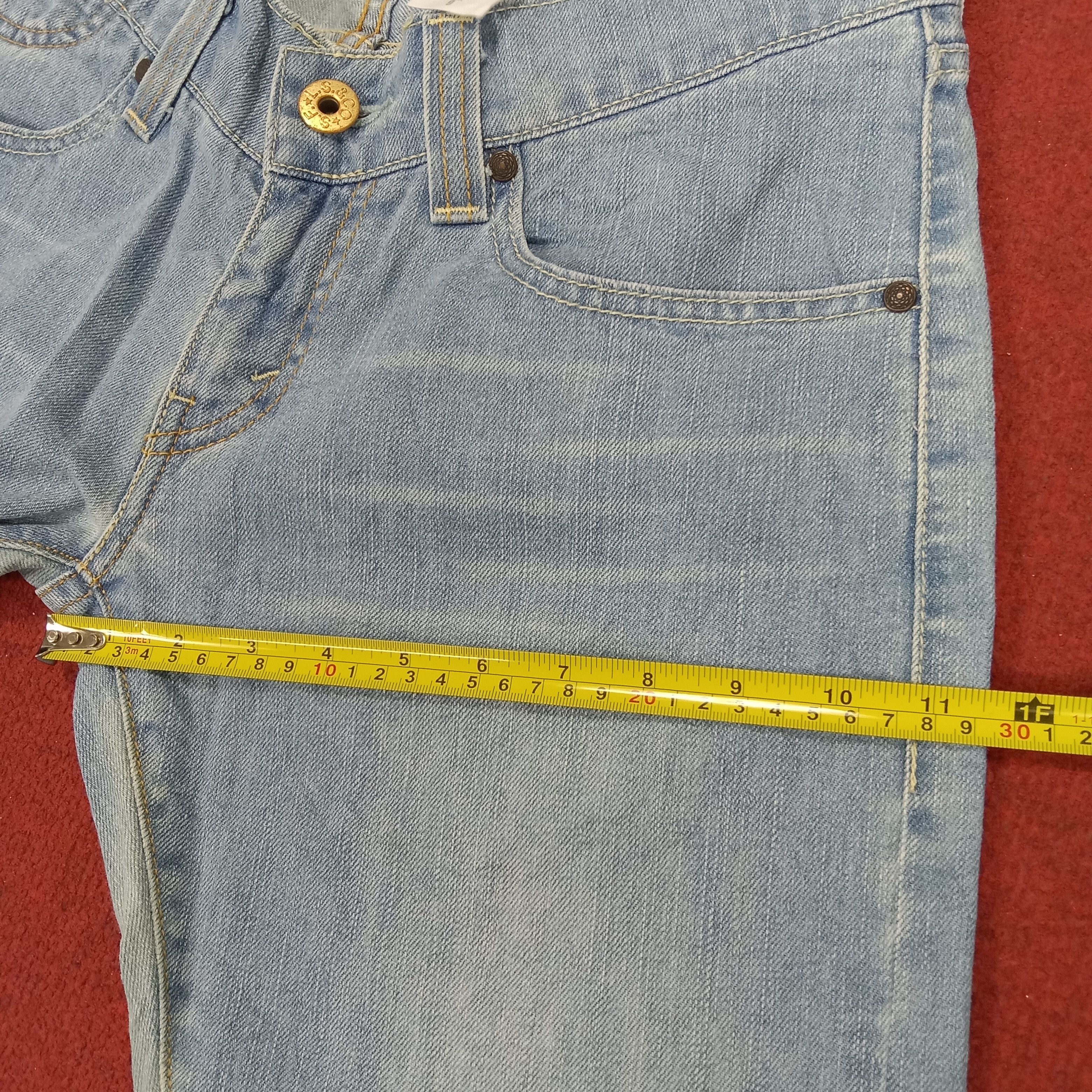 Levi's × Vintage Levis Streetwear Summer Surfing Style Short Jeans Size 31" - 9 Thumbnail