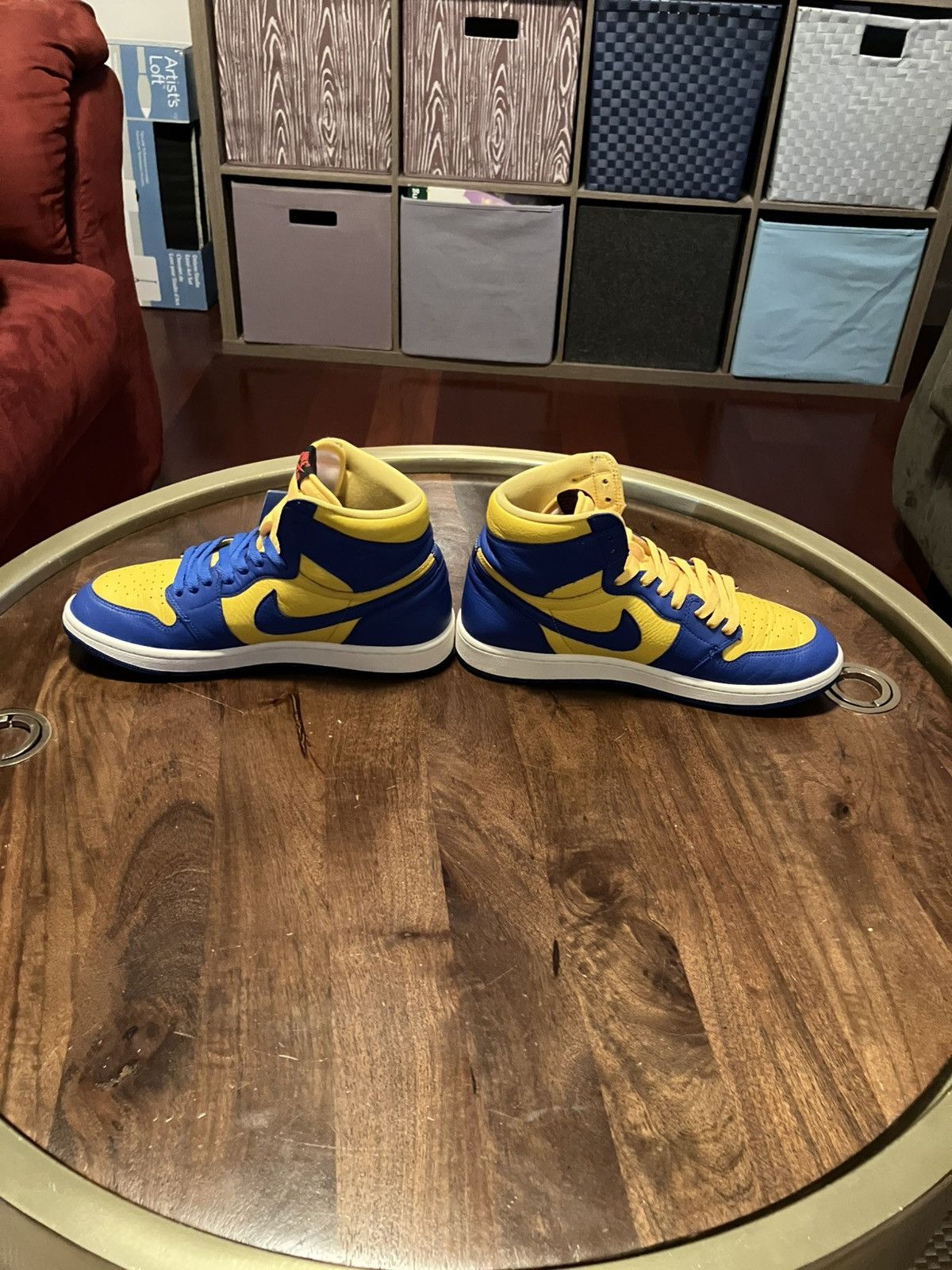 Jordan Brand Nike Air Jordan 1 Retro OG High Reverse Laney FD2596-700 Size US 11 / IT 41 - 2 Thumbnail