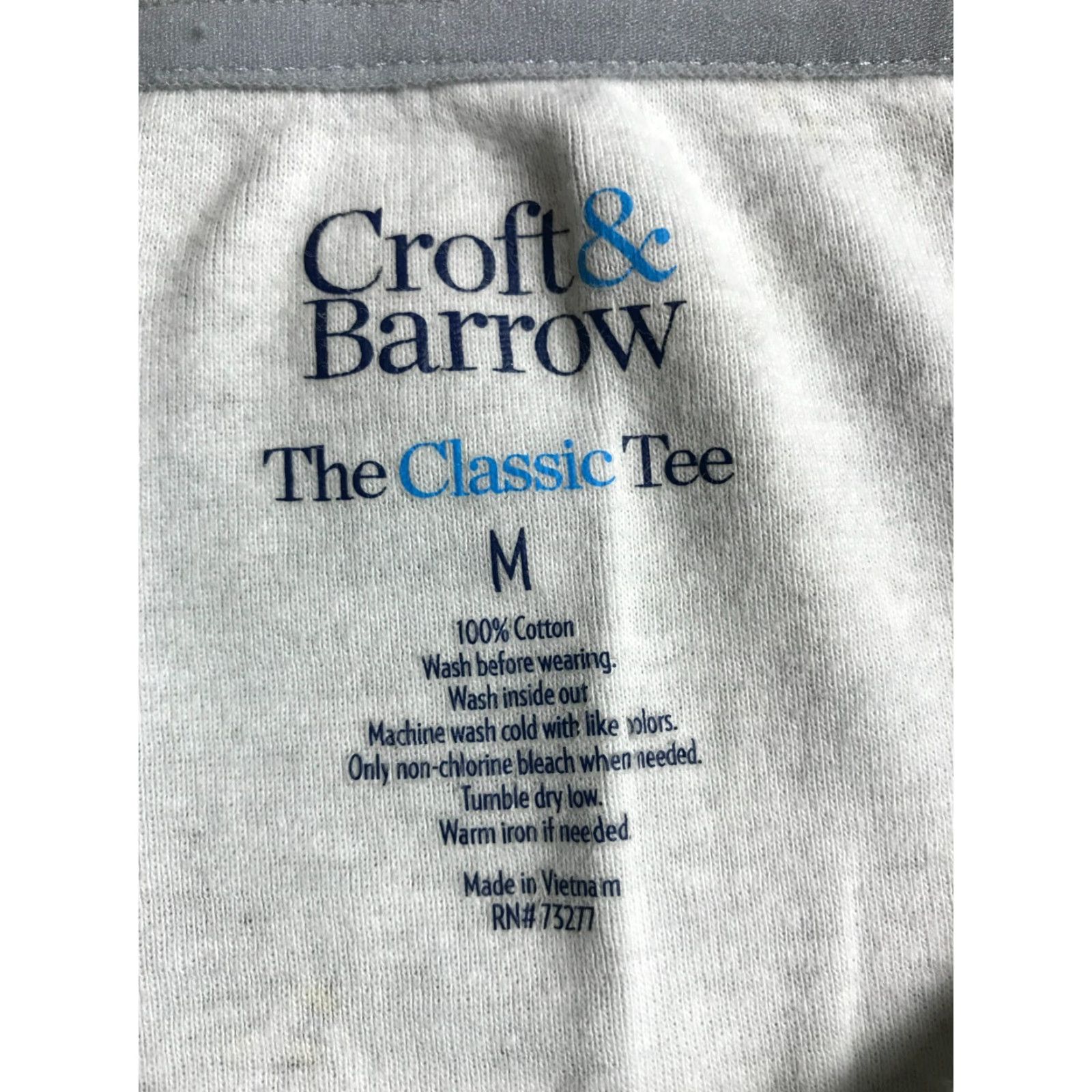 Croft & Barrow Croft & Barrow Shirt Women's Medium Gray Honeybee The Classic Tee Casual Modern Size M / US 6-8 / IT 42-44 - 5 Thumbnail