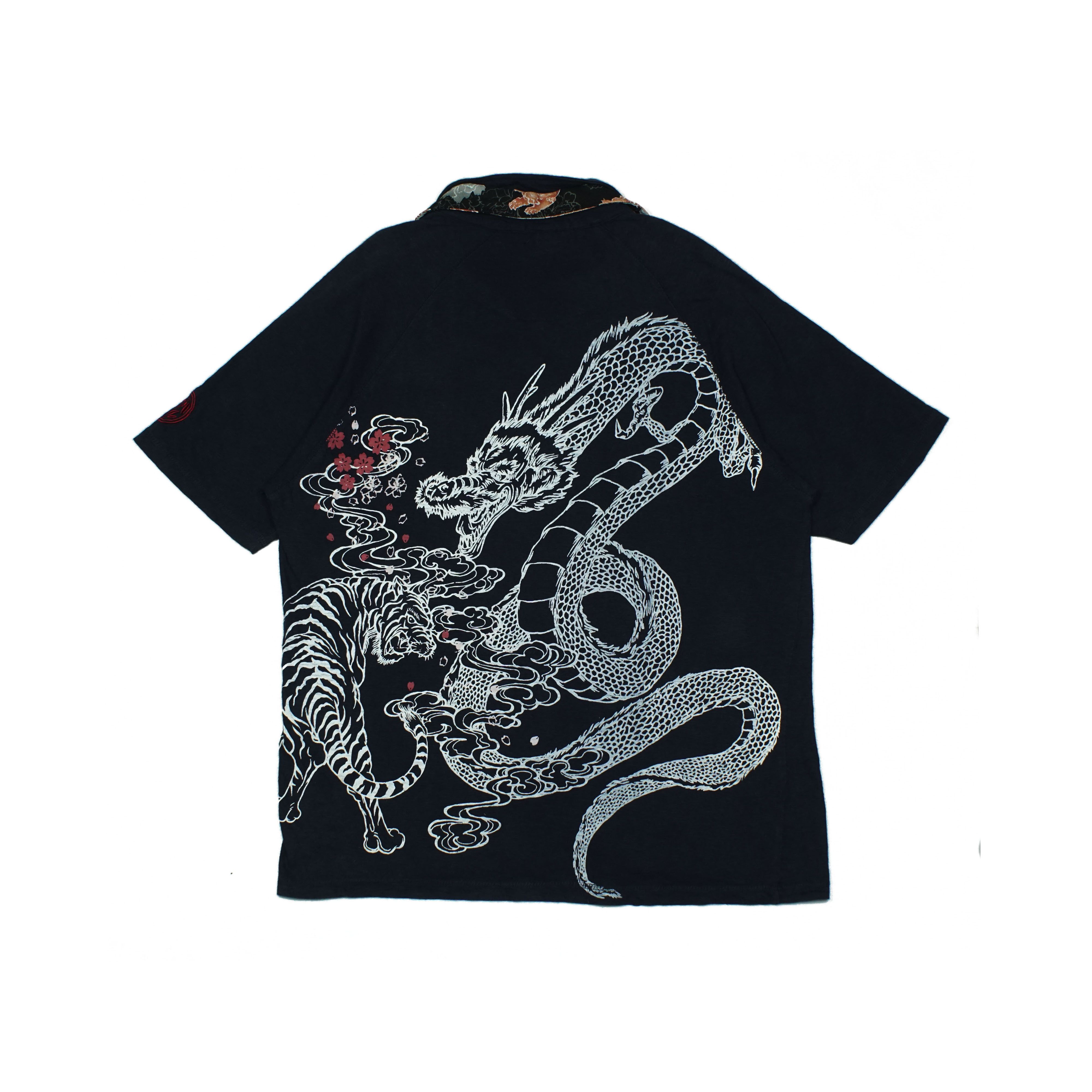 Japanese Brand *NoTariff Japan Traditional Dragon Graphic Collared T-Shirt Size US L / EU 52-54 / 3 - 1 Thumbnail