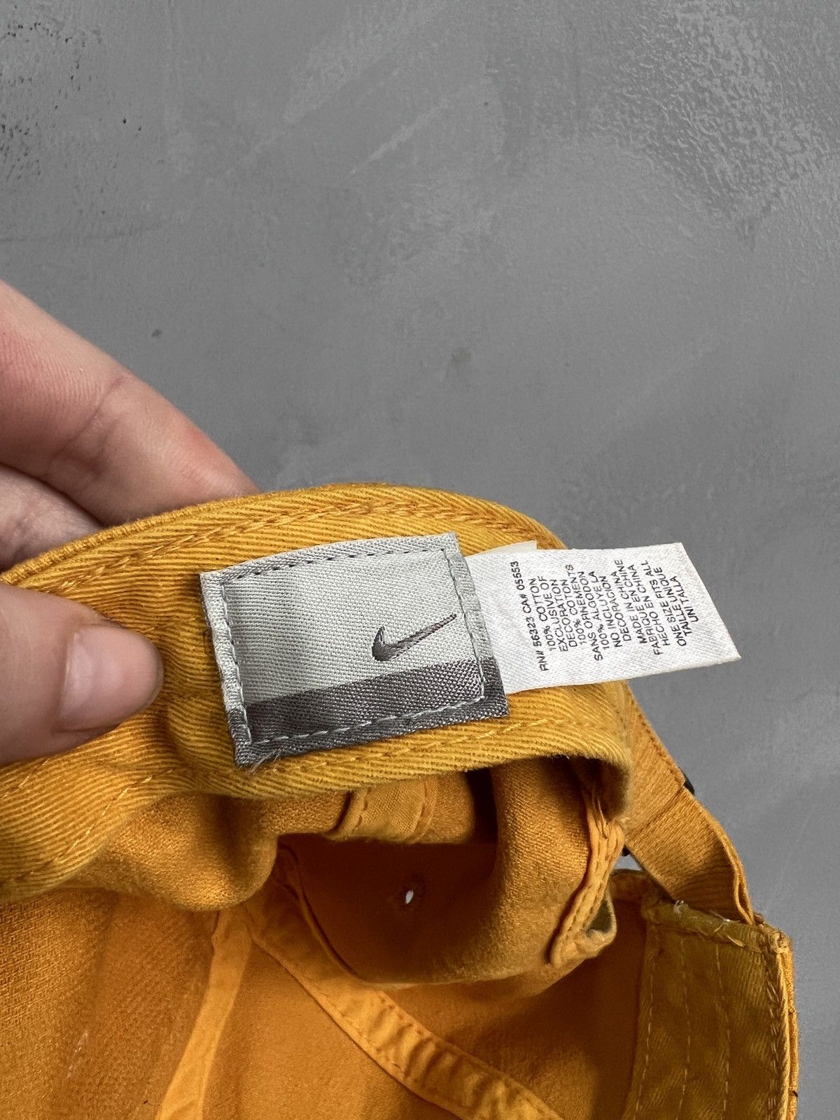Nike Nike yellow cap velvet fabric rare vintage item Size ONE SIZE - 8 Thumbnail