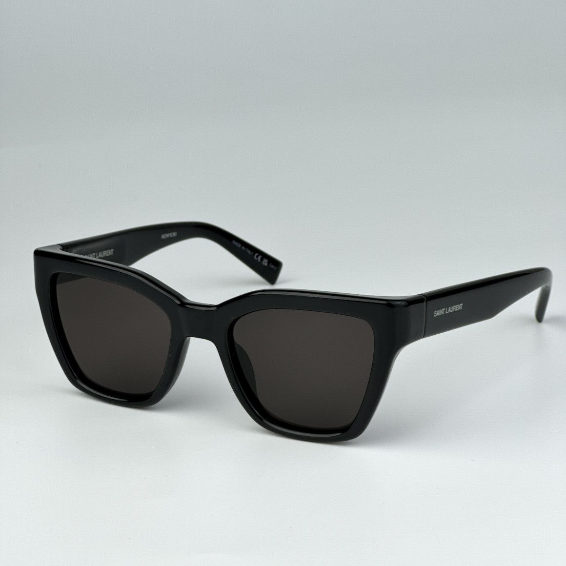 Saint Laurent Paris NEW Saint Laurent SL641 001 Black Cat Eye Unisex Sunglasses Size ONE SIZE - 1 Thumbnail