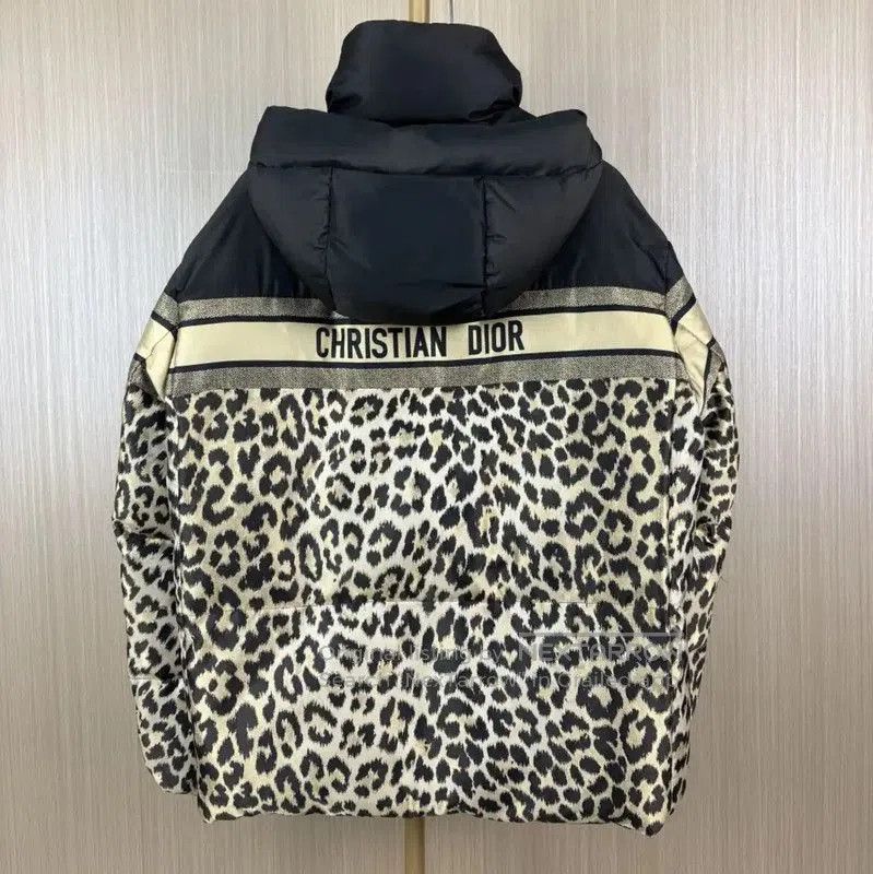 Dior Dior Colorful Polyester Women's Puffer Jacket . Size XS / US 0-2 / IT 36-38 - 2 Thumbnail