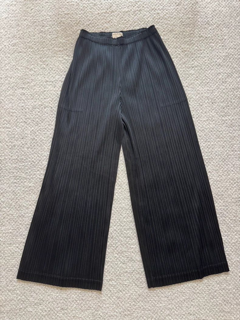 Issey Miyake Issey Miyake size:1 Black pleated pants Size 42" / US 20 - 1 Thumbnail