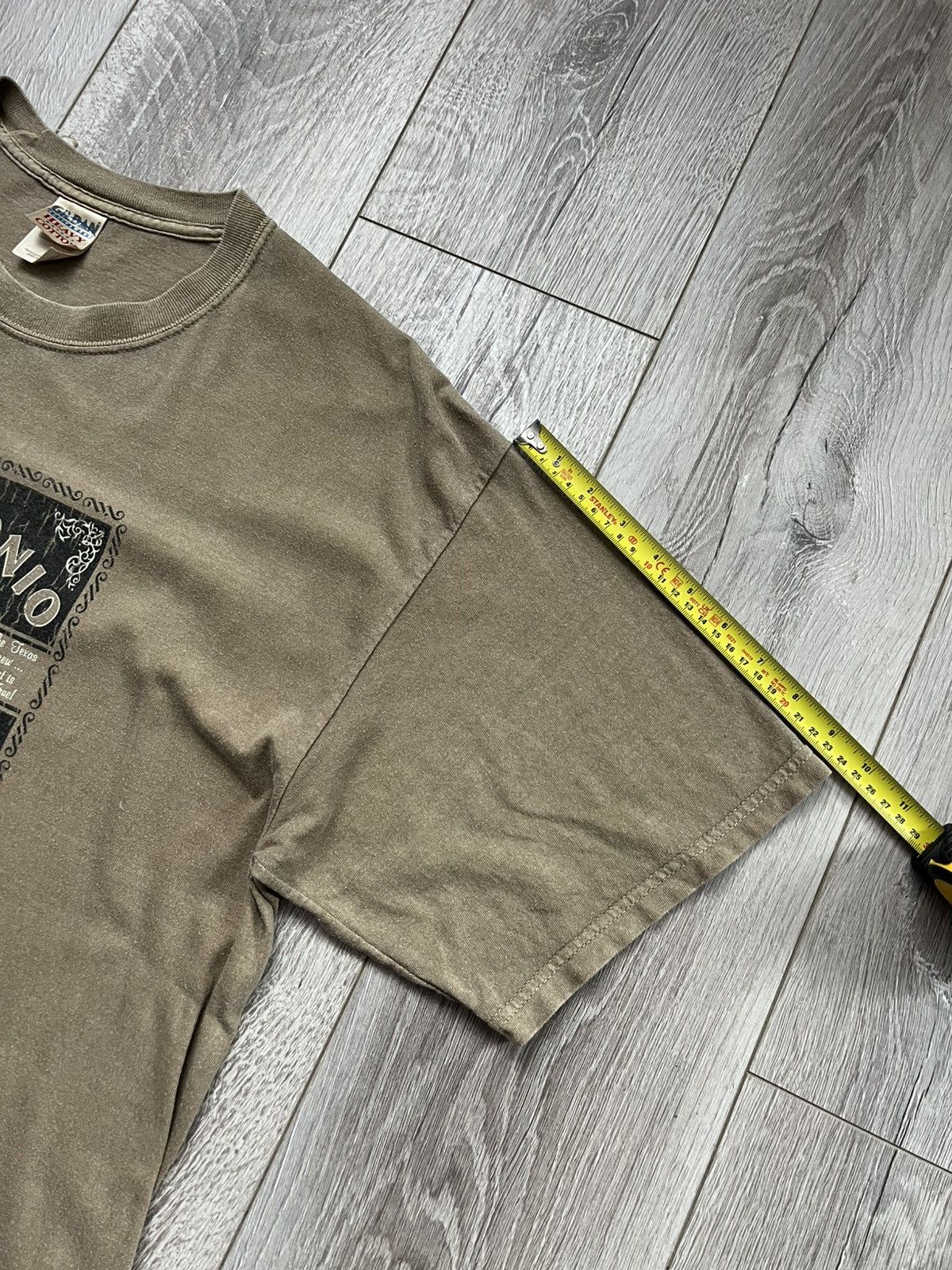 Gildan Vintage Gildan T-Shirt San Antonio Printed Y2K Tee Size US XL / EU 56 / 4 - 13 Thumbnail