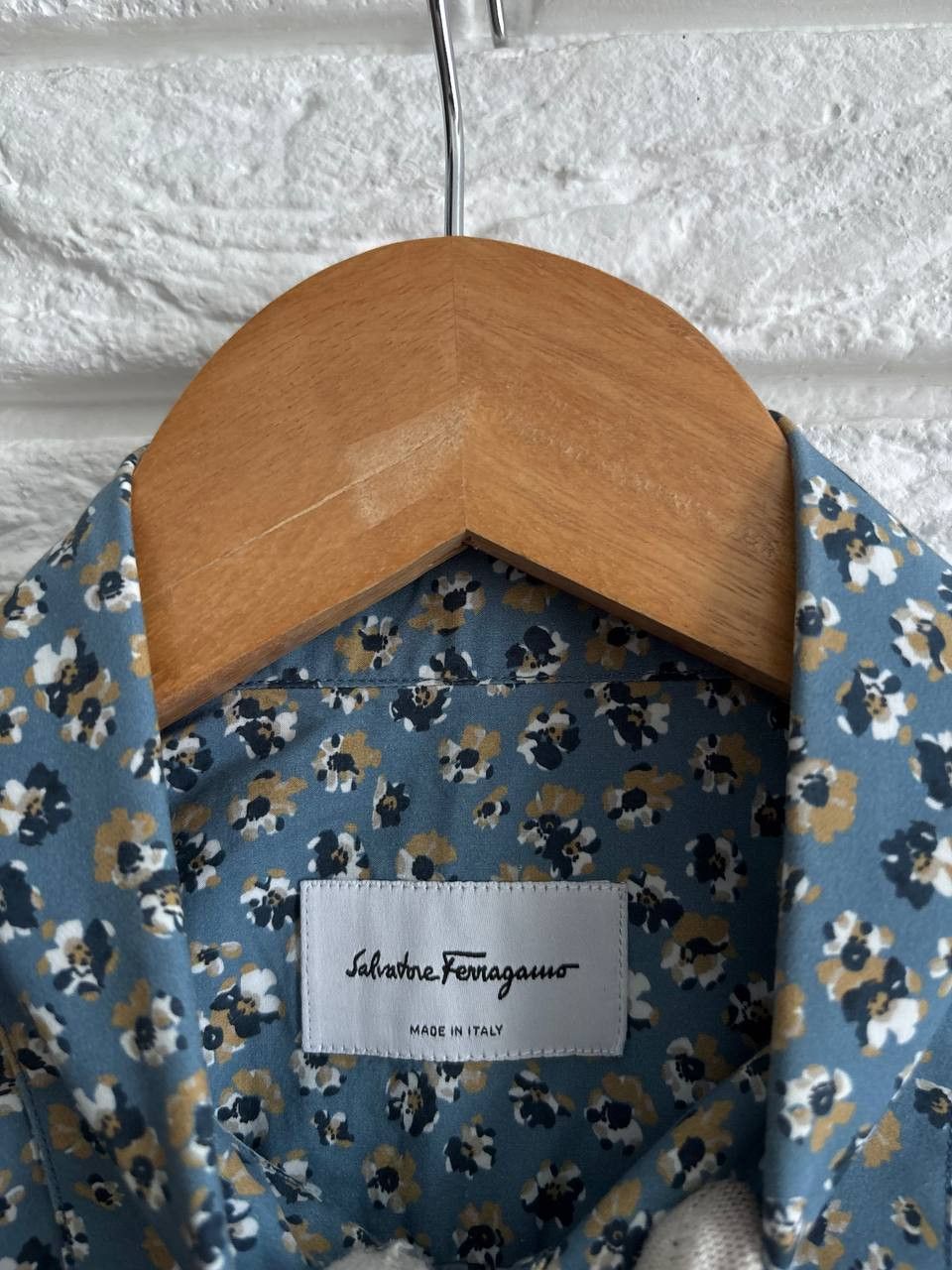 Salvatore Ferragamo Salvatore Ferragamo men`s shirt new colectin floral printed Size US M / EU 48-50 / 2 - 8 Thumbnail