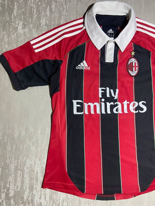 AC Milan Il Terzo maglia di calcio 2013 - 2014. Sponsored by Emirates
