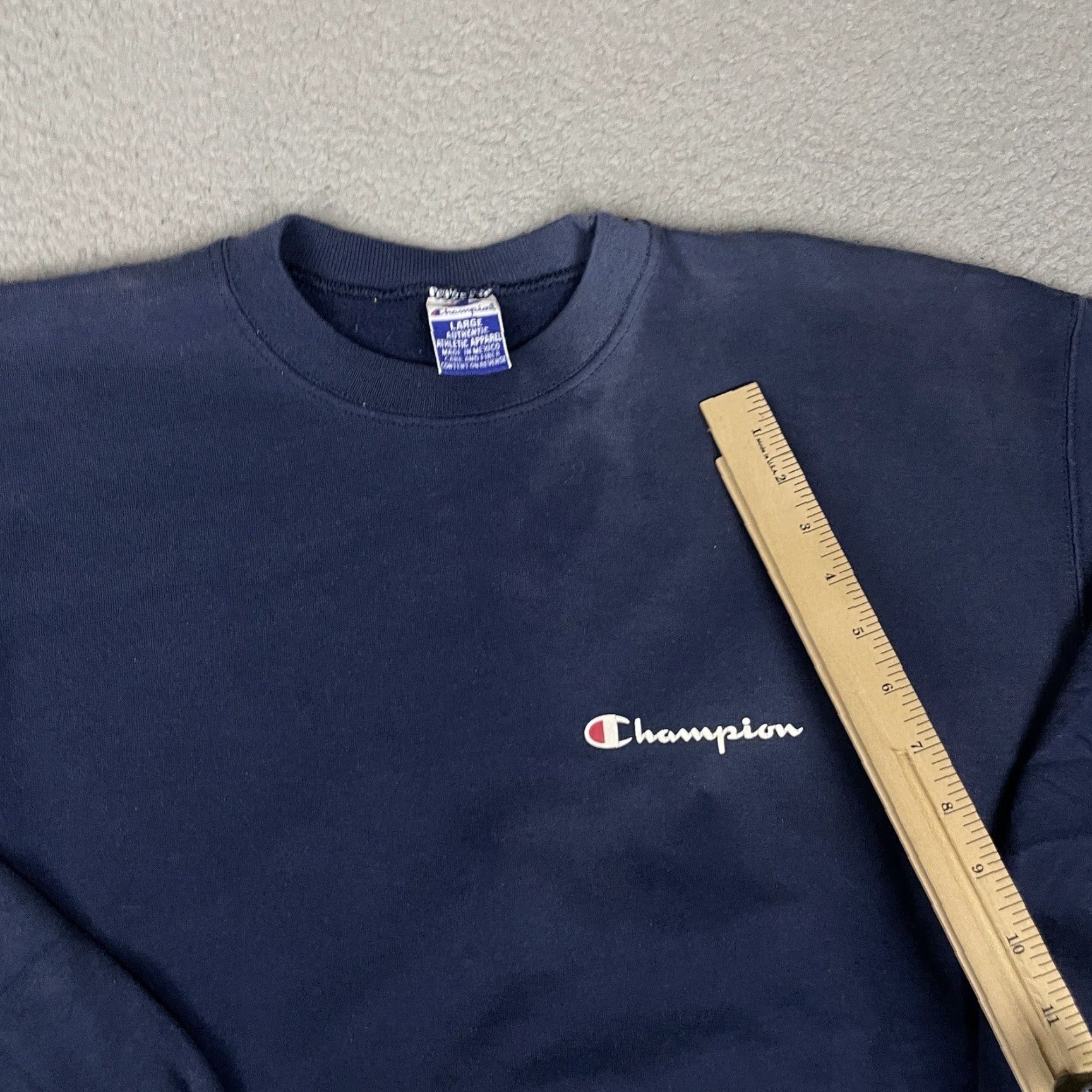 Champion VINTAGE Champion Sweatshirt Adult L Blue Logo 90s Distressed Pullover Mens Size US L / EU 52-54 / 3 - 3 Thumbnail