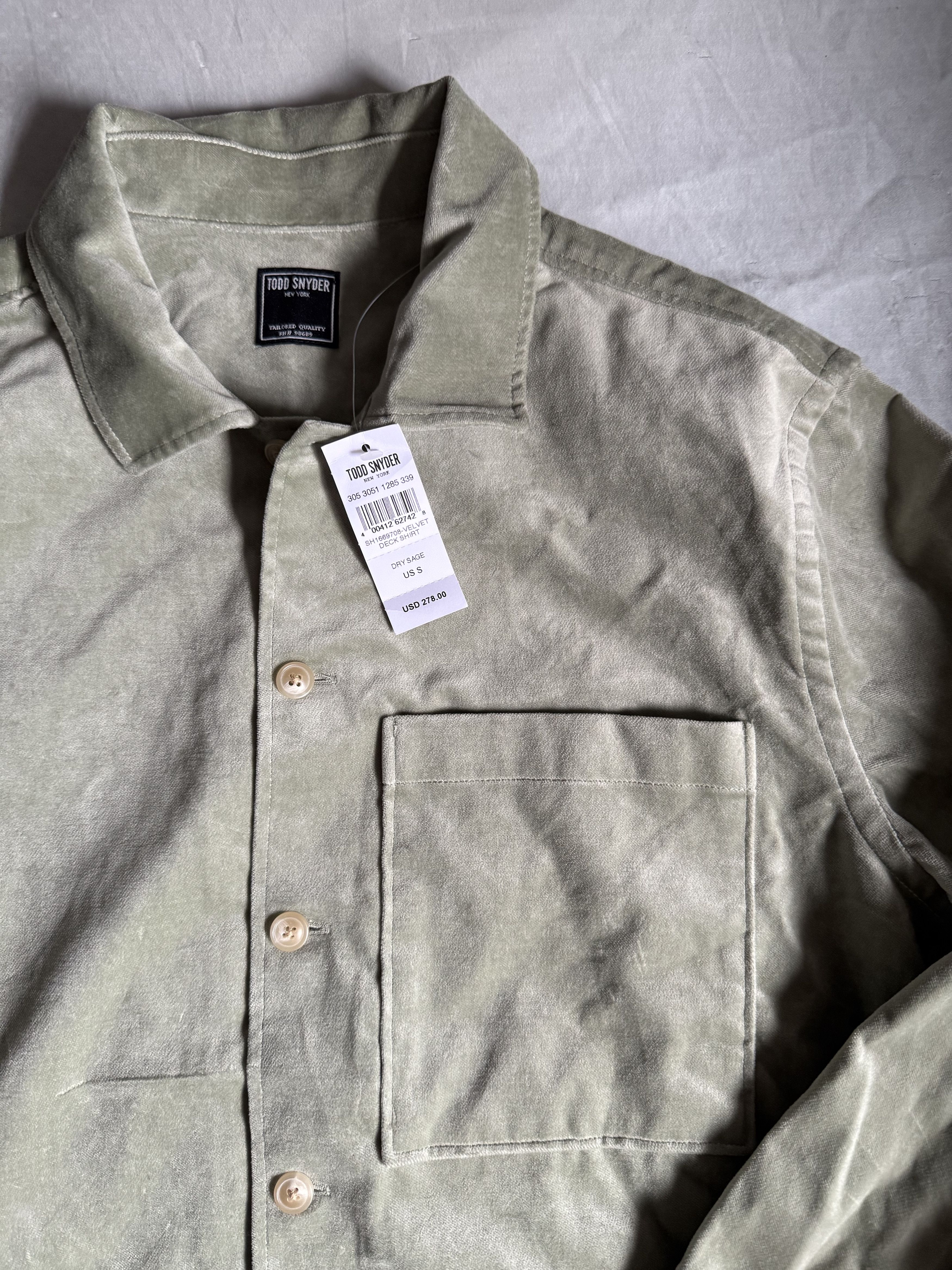 Todd Snyder Todd Snyder Velvet Deck Shirt Small GREEN (Relaxed Fit) $278 Size US S / EU 44-46 / 1 - 1 Thumbnail