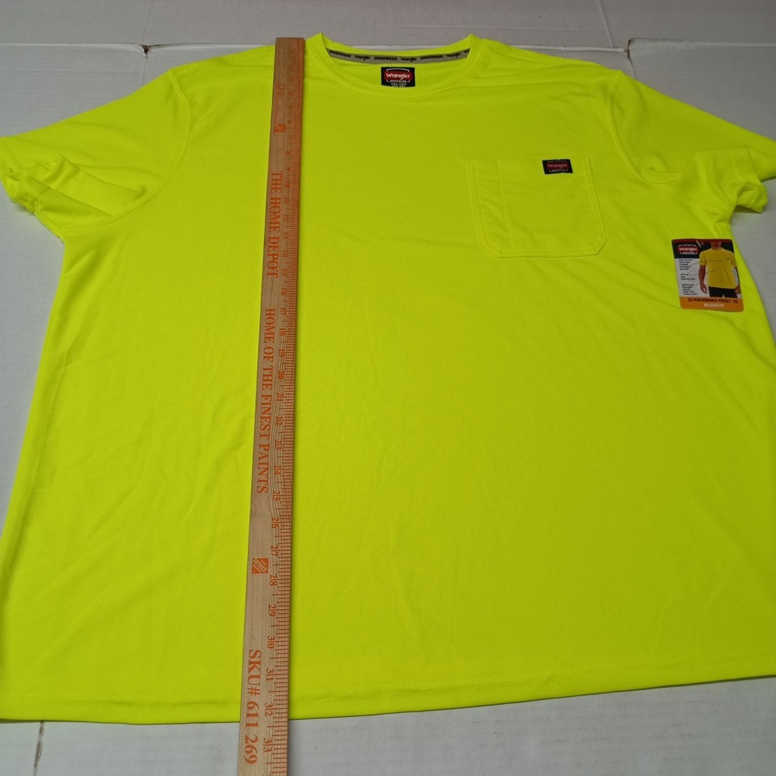 Wrangler Wrangler Workwear Pocket Tee Men Size 3XL Yellow Relaxed Fit Size US XXL / EU 58 / 5 - 5 Thumbnail