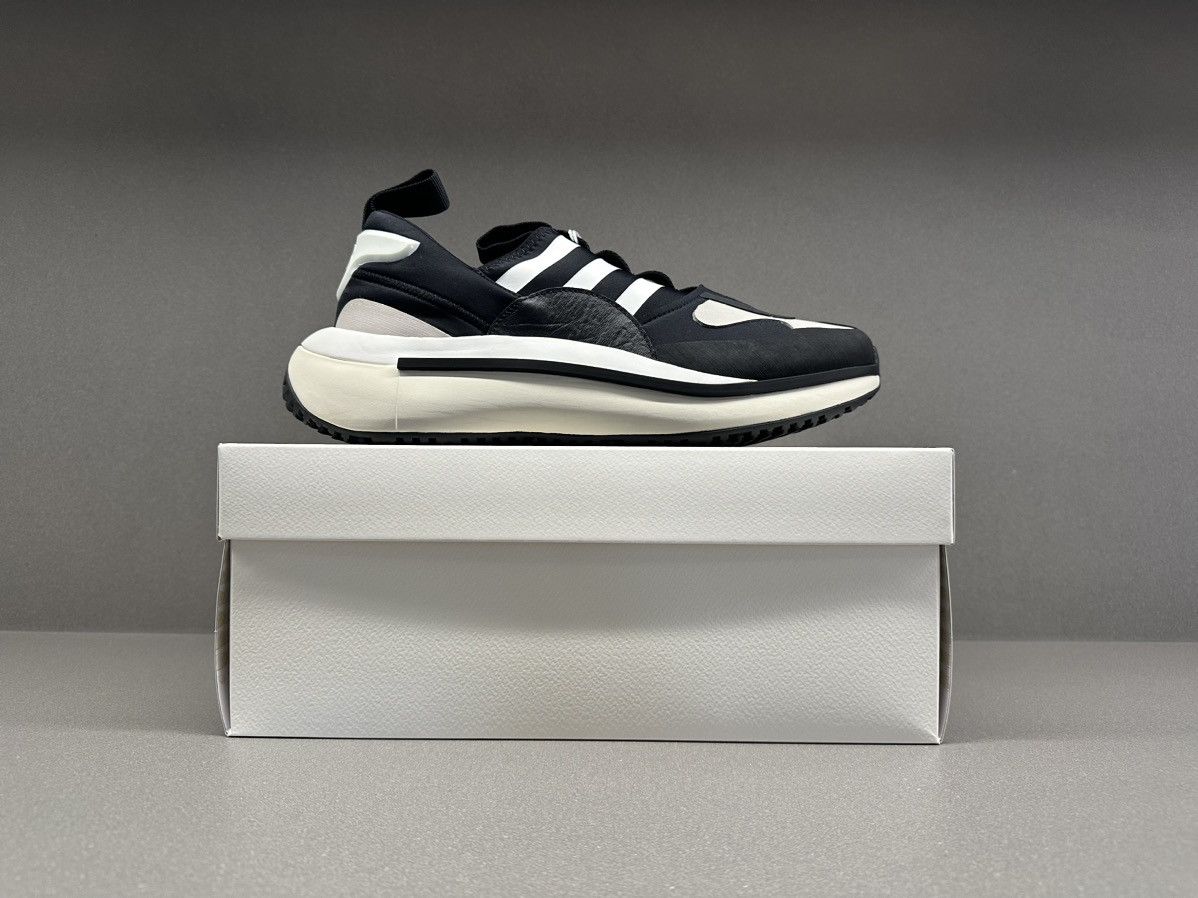 Adidas × Y-3 Adidas Y-3 Qisan Cozy Black Chalk White Size US 10.5 / EU 43-44 - 3 Thumbnail