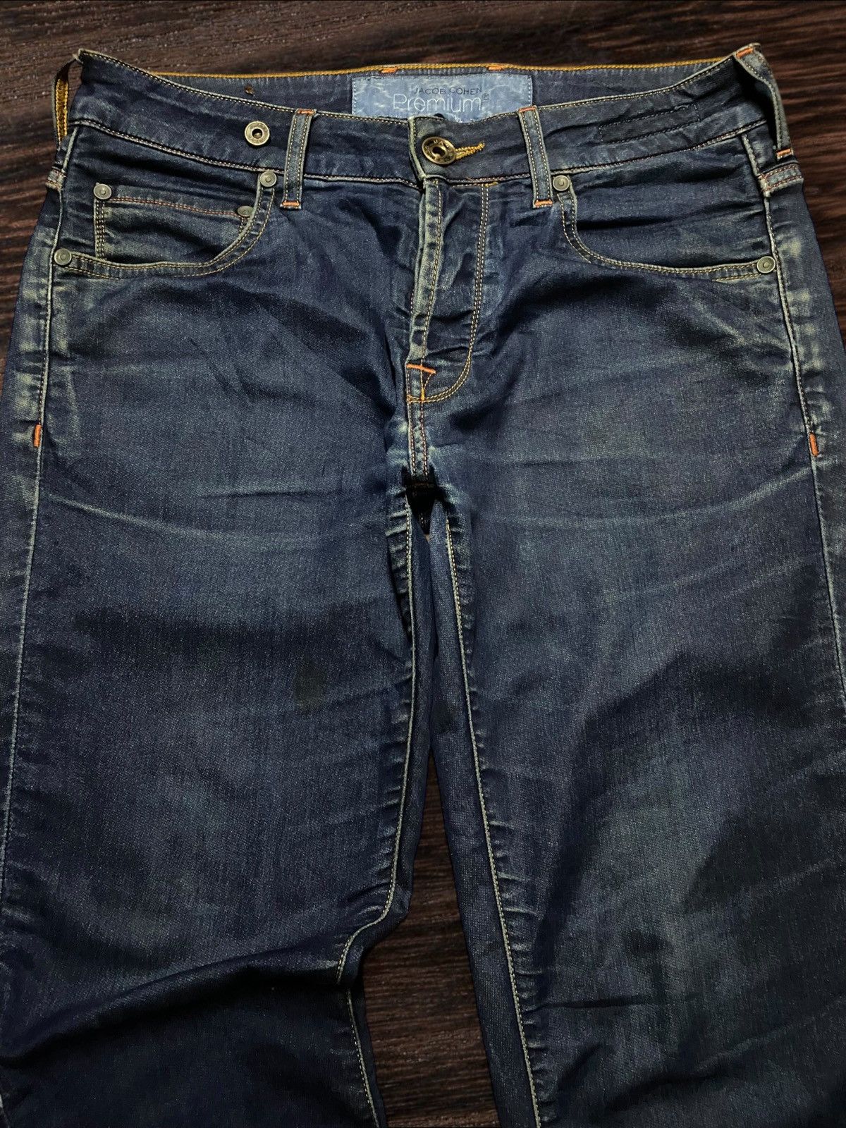 Vintage Jacob Cohen Blue Wash Distressed Slim Fits Jeans