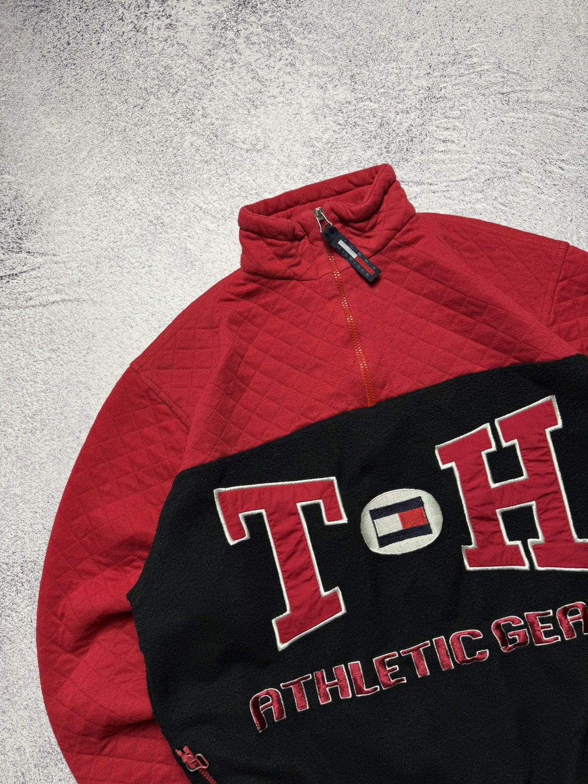 Tommy Hilfiger Rare Tommy Hilfiger Half Zip Fleece Sweatshirt Vintage Style Size US L / EU 52-54 / 3 - 2 Thumbnail