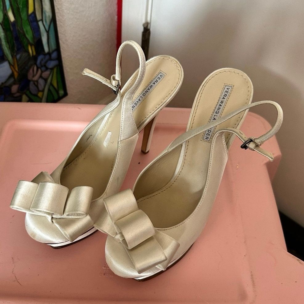 Other vera wang lavender white wedding platform stiletto heels Size US 9.5 / IT 39.5 - 5 Thumbnail